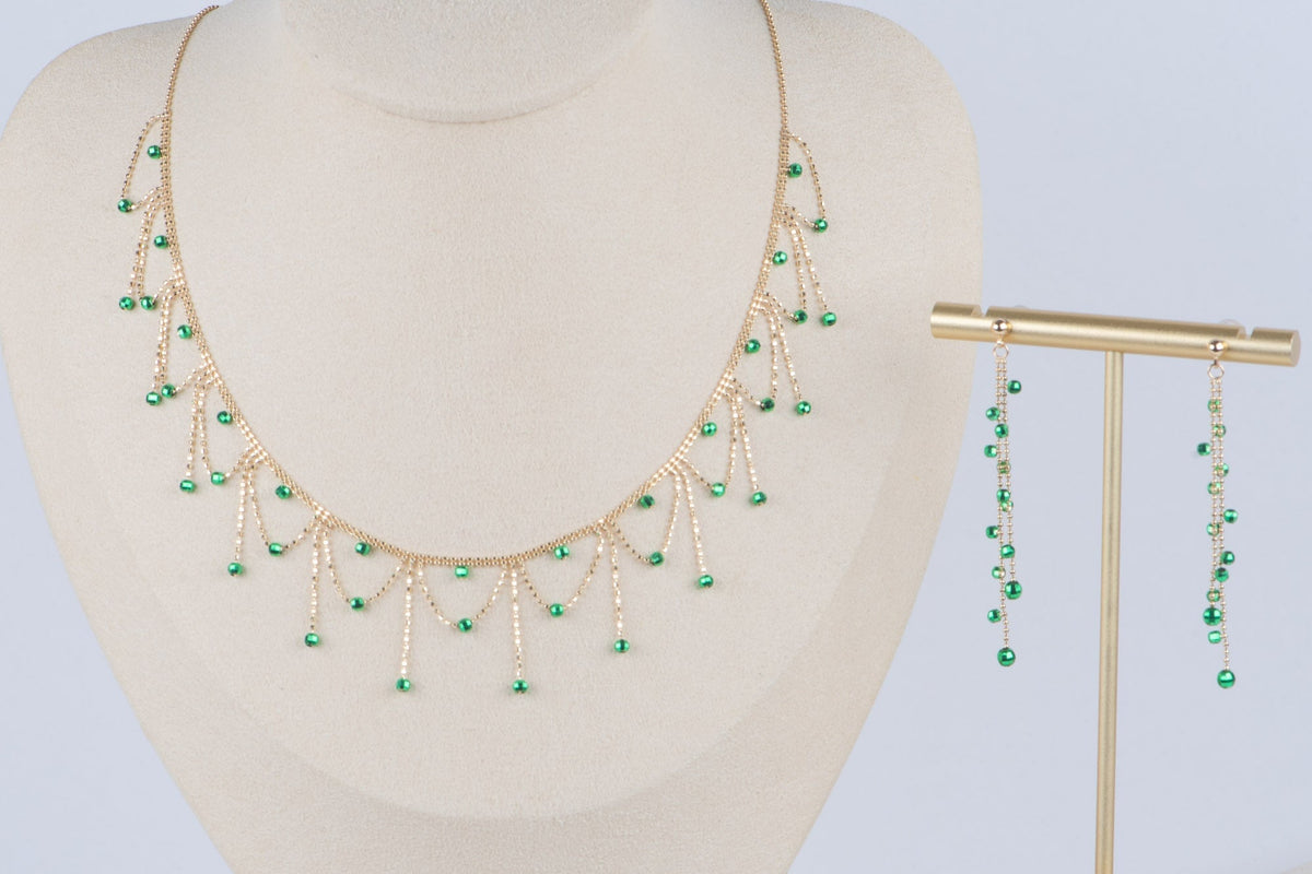 18K Gold Bright Green Bead Lace Necklace 5.44g R4637 Aurora Designer