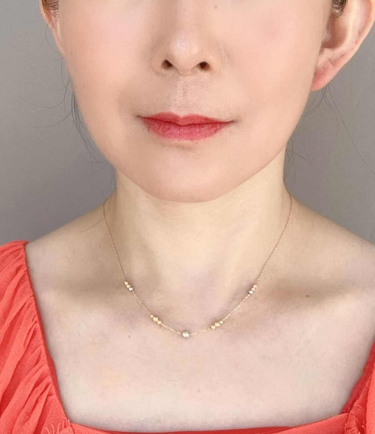 18K Gold Necklace with Tri-Color Movable Beads R4641 Aurora Designer