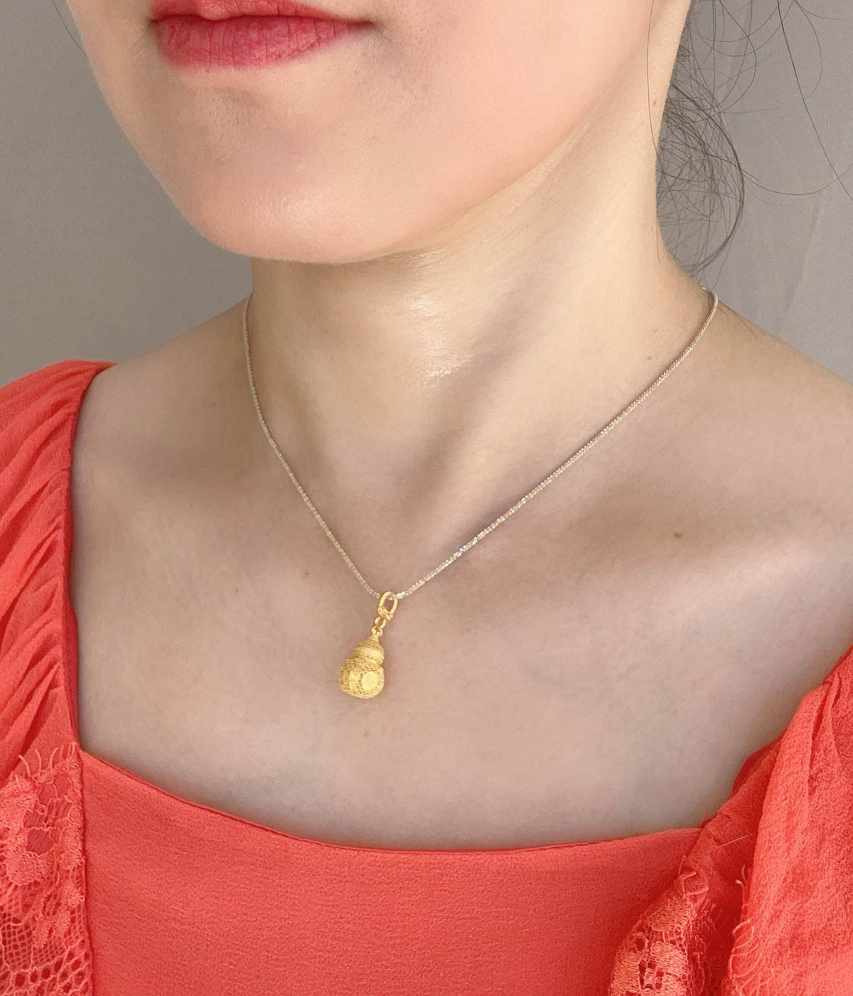 18K Gold Filigree Lucky Gourd Pendant Openable Keepsake R4647 Aurora Designer