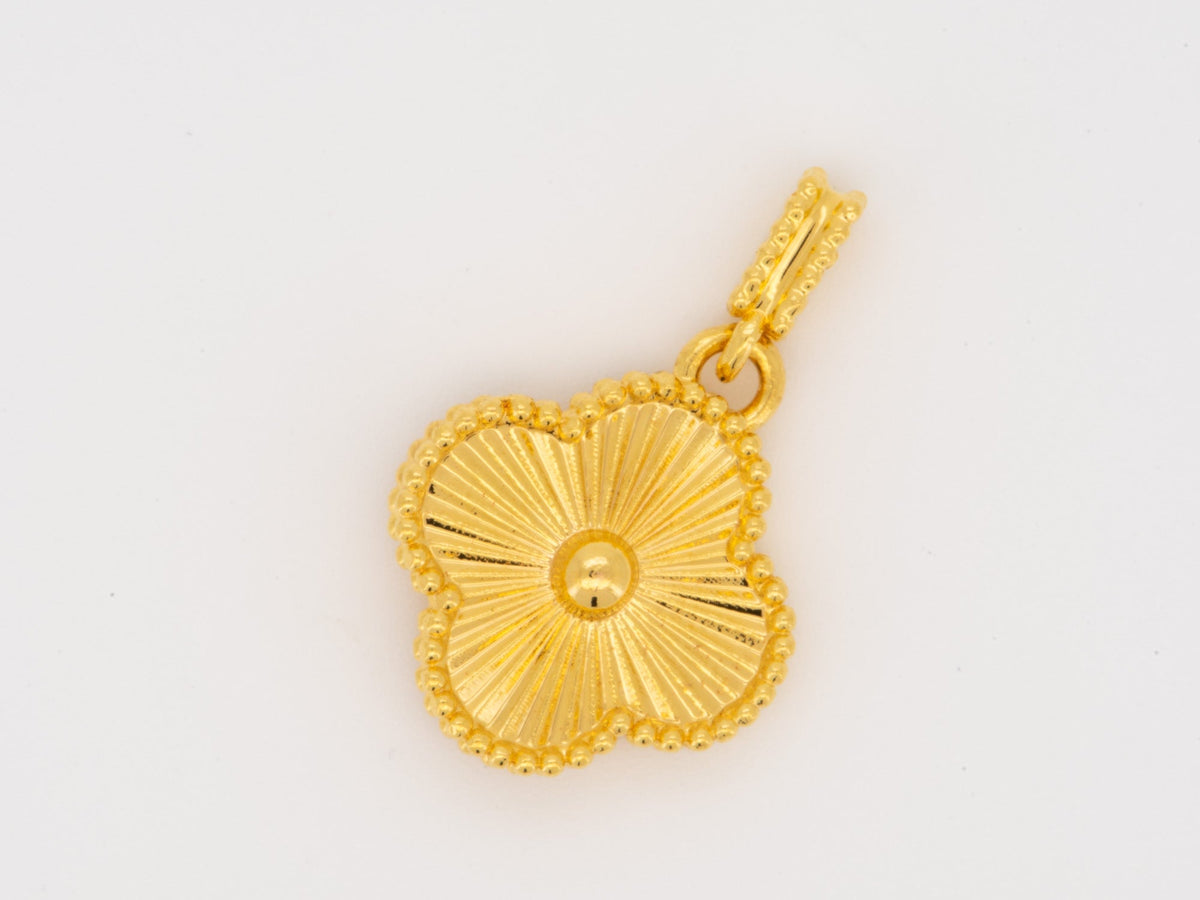 18K Gold Sparkly Clover Flower Pendant Hollow Light Weight R4722 Aurora Designer