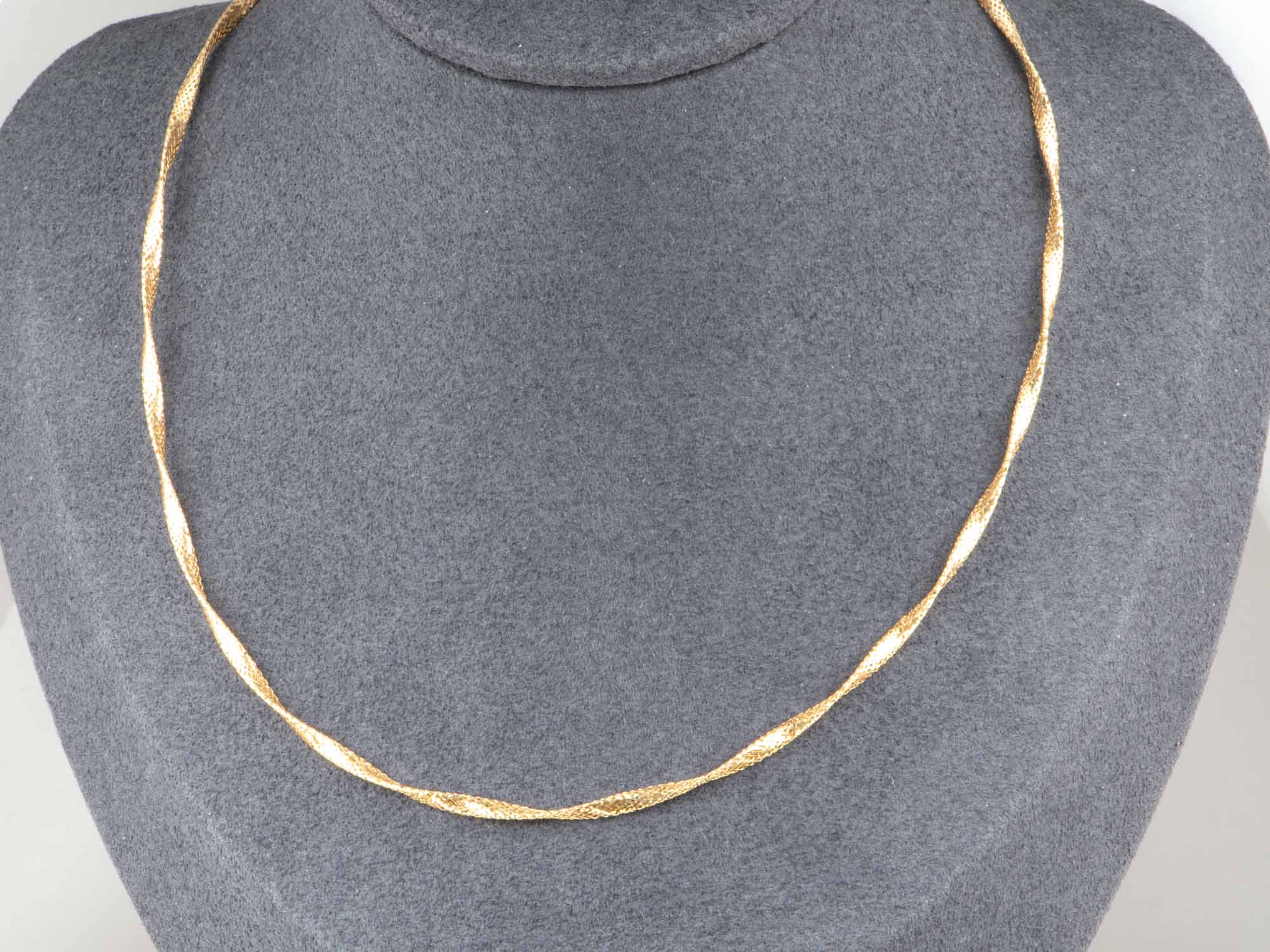 18K Gold Woven Wavy Necklace Light Weight R4735 - Aurora Designer