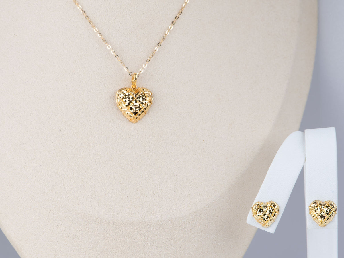 18K Gold Heart Shape Pendant for Necklace Sparkly Mirror Cut Love Language R4744 Aurora Designer