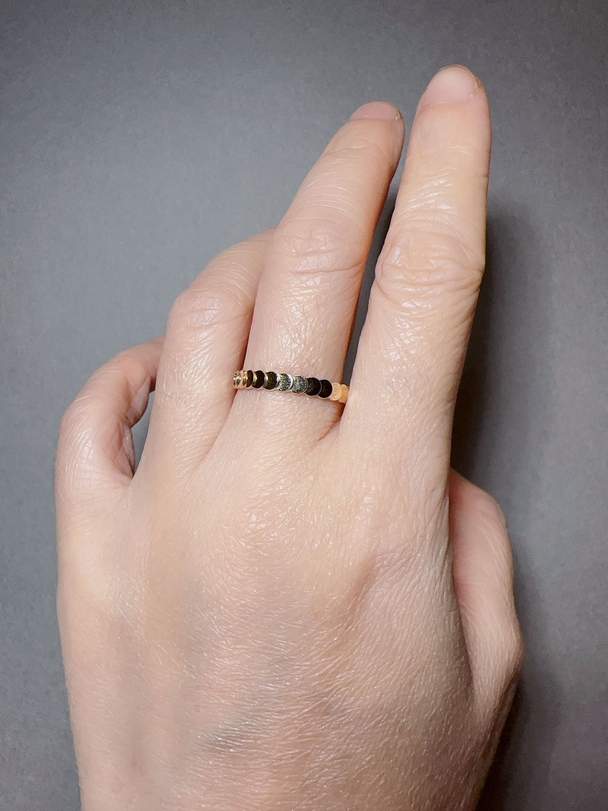 Solid 18K Gold Unique Circle Flap Stacking Band R5065 Aurora Designer