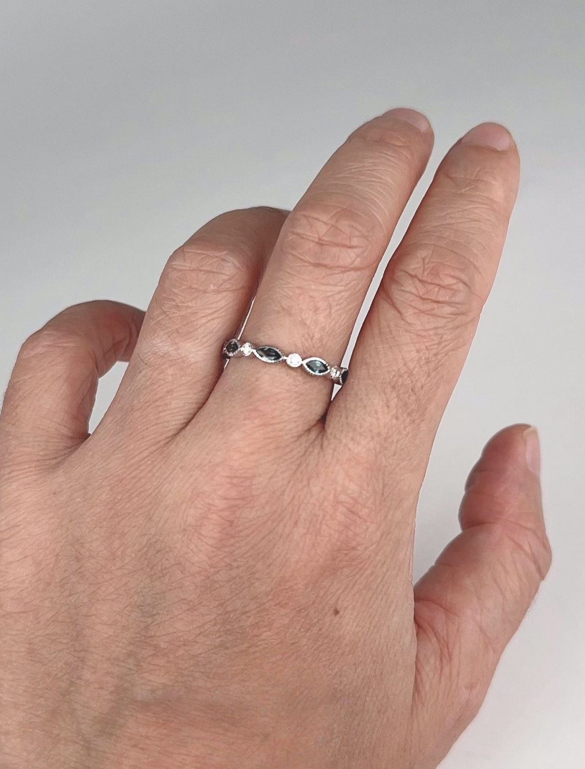 Alternating Montana Sapphire and Diamond Milgrain Bezel Set Wedding Band 14K Gold R5091 Aurora Designer