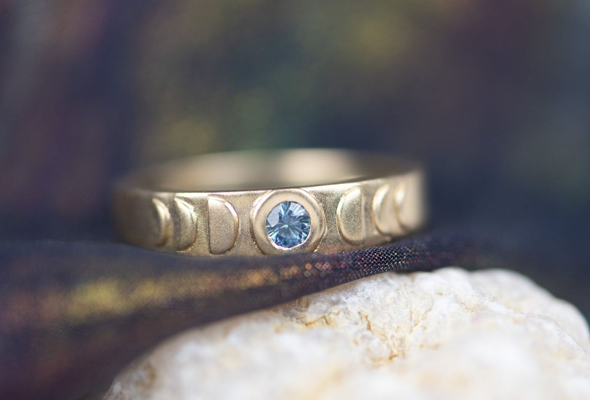 Montana Sapphire Crescent Moon Bezel Set Ring 14K Gold M5063 Aurora Designer