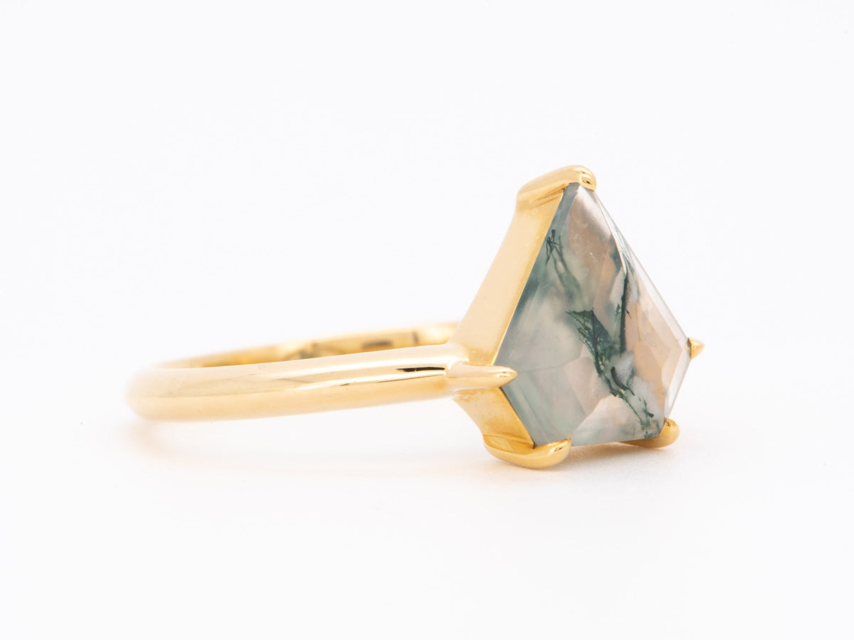 1.75ct Shield-Shape Moss Agate 14K Yellow Gold Engagement Ring R6246 Aurora Designer