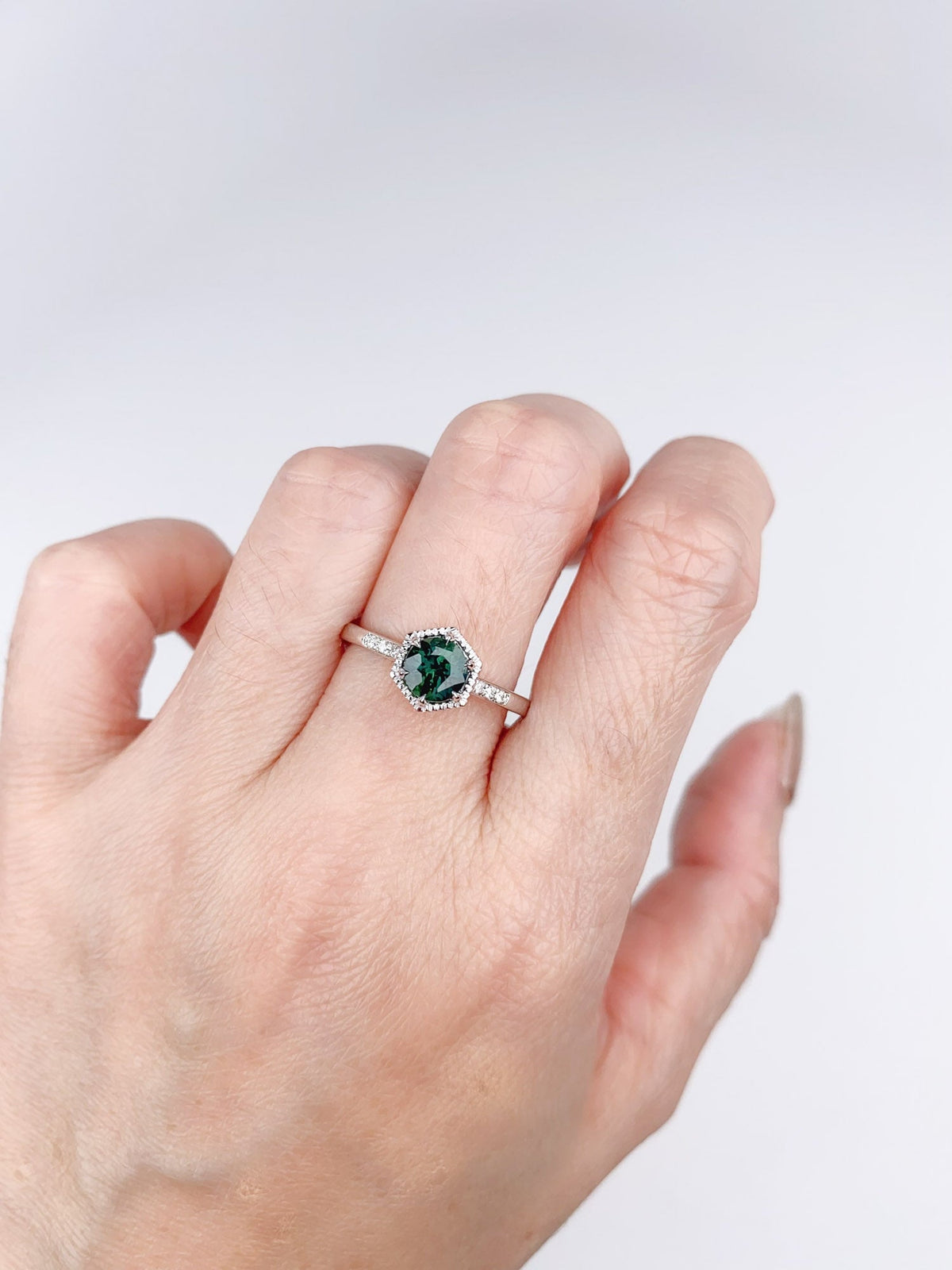 1.06ct Nigerian Sapphire Engagement Ring 14K White Gold R6500 Aurora Designer