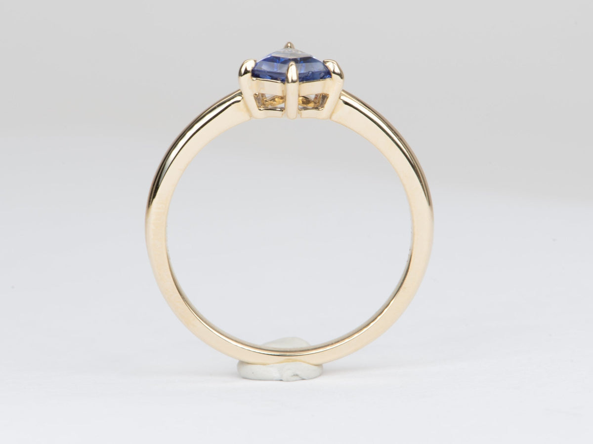 Shield Shape Unique Bi-Color Sapphire Ring 14K Gold R6558 Aurora Designer