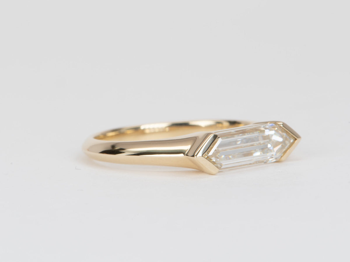 1.61ct Elongated Hexagon Lab Diamond Signet Engagement Ring 14K Gold IGI Certificate R6575 Aurora Designer
