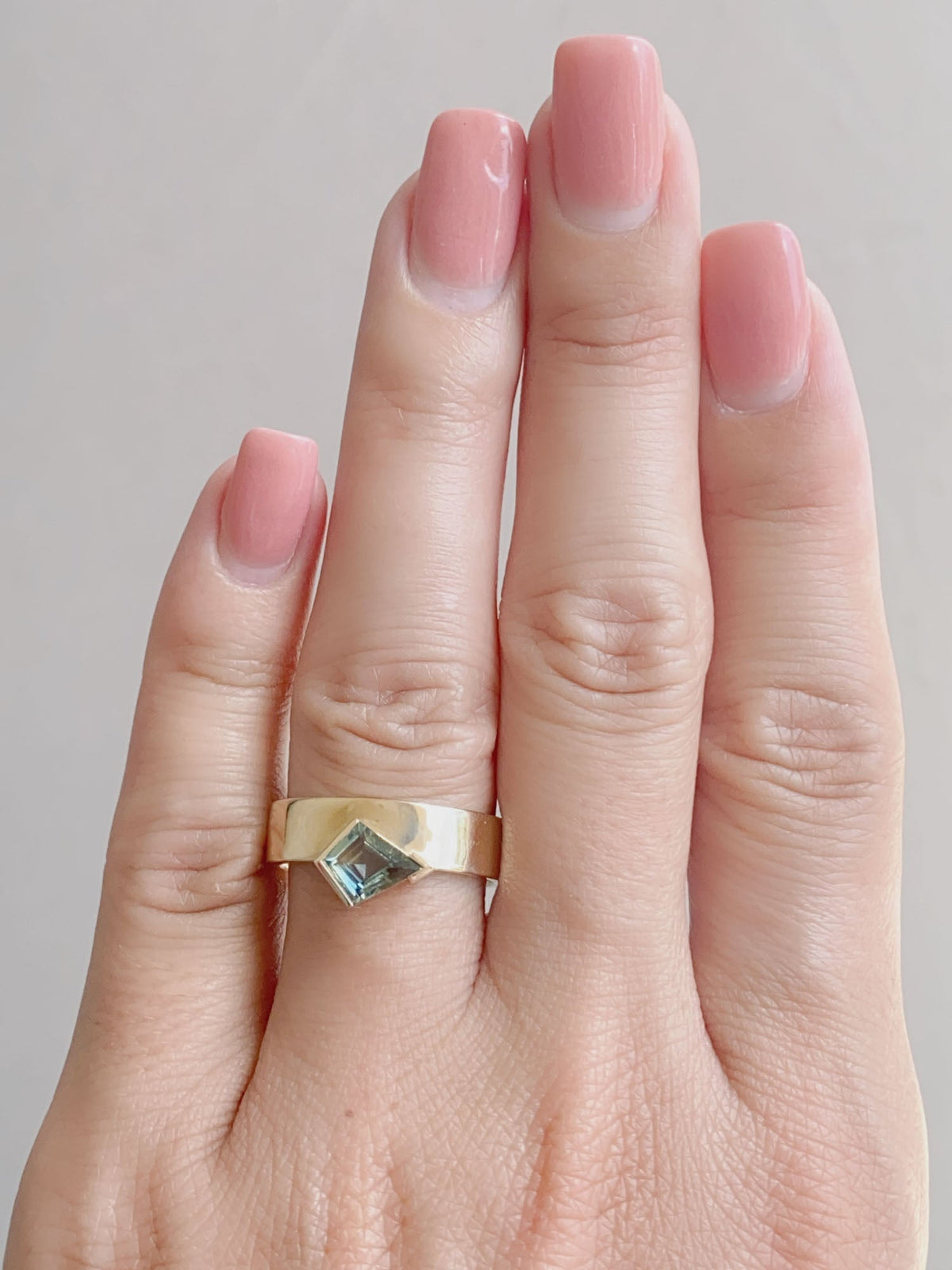 1.01ct Teal Sapphire Half Bezel Set on Wide Band 14K Gold Engagement Ring R6618 Aurora Designer