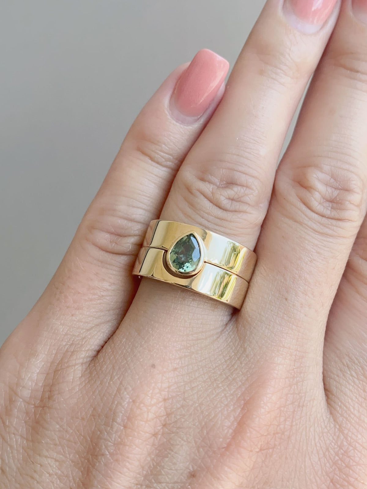 1.13ct Green Sapphire Bezel Set Wide Band Bridal Set 14K Gold 11.68g R6623 Aurora Designer