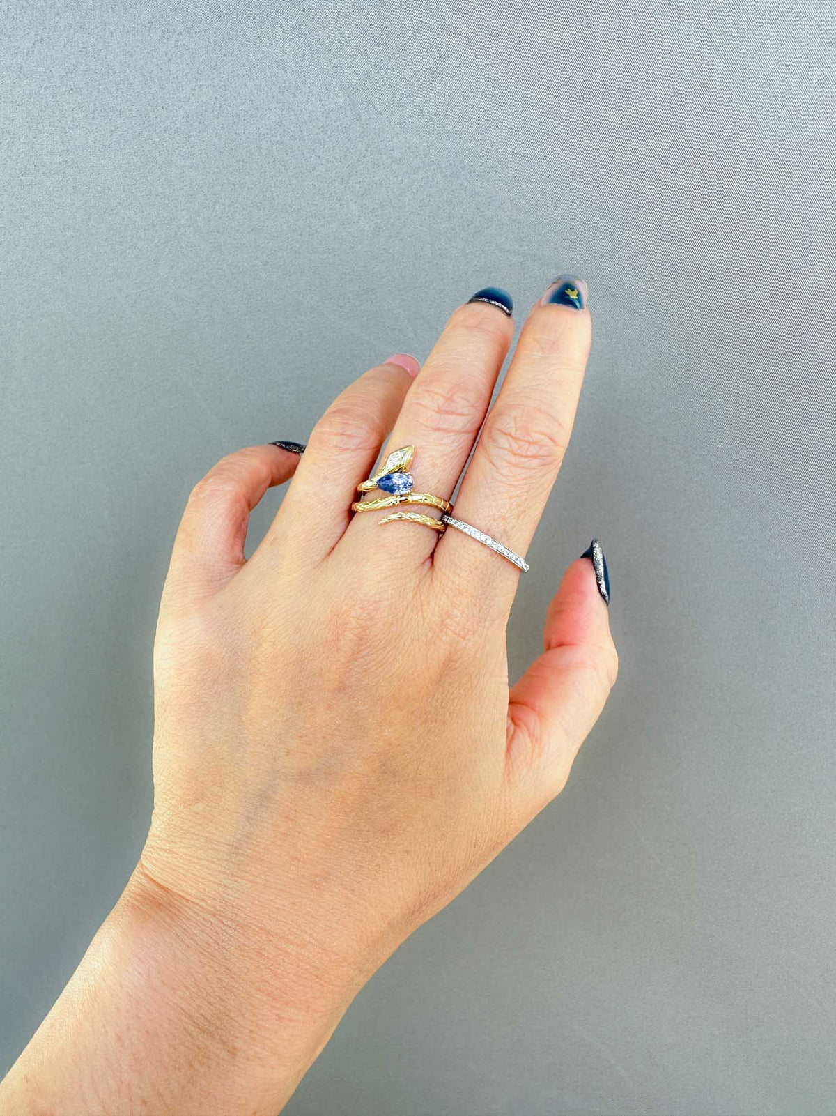 Lavender Purple Bi-Color Sapphire Snake Ring Set with Diamond Band 14K Gold R6664 Aurora Designer