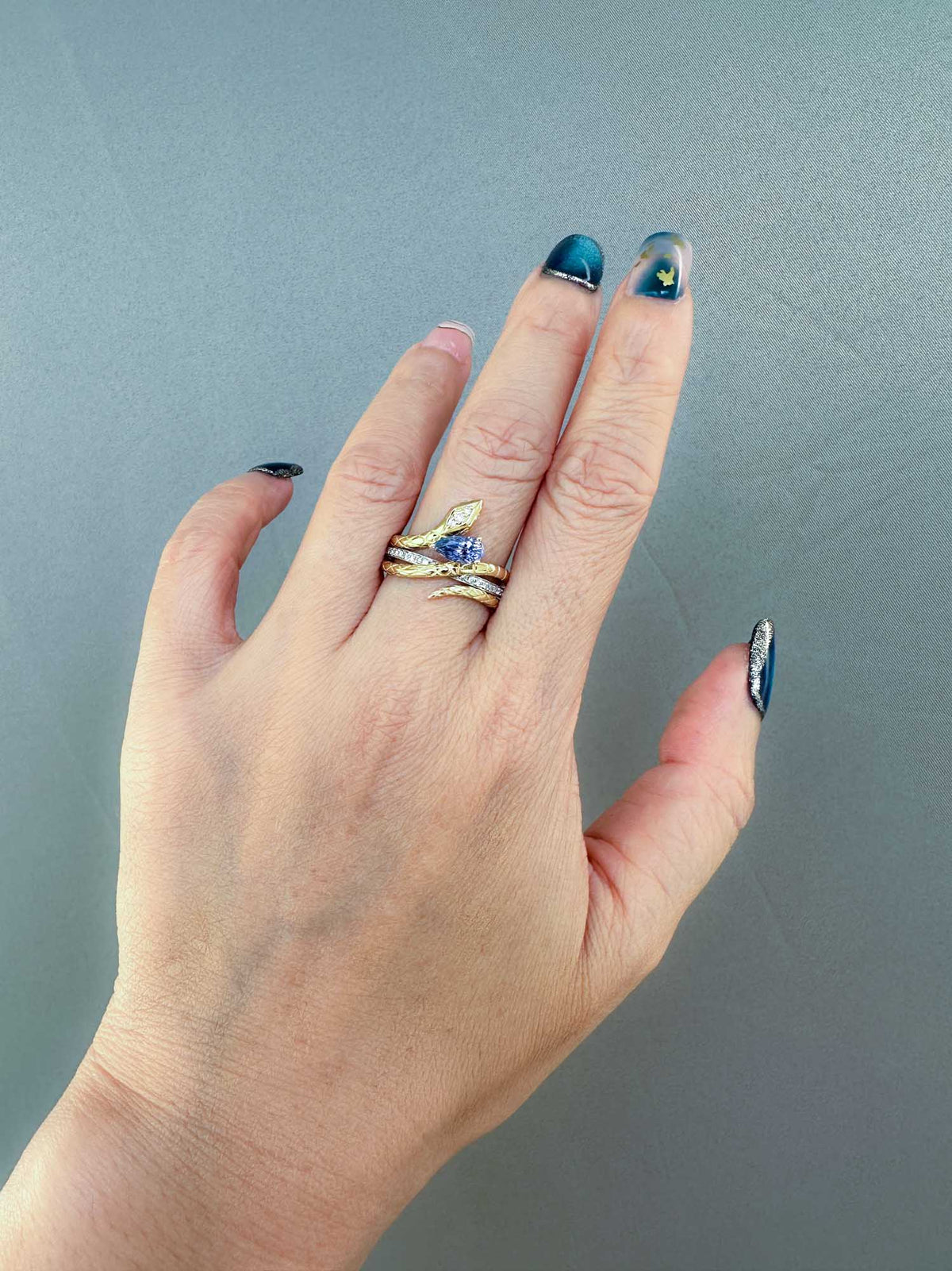 Lavender Purple Bi-Color Sapphire Snake Ring Set with Diamond Band 14K Gold R6664 Aurora Designer