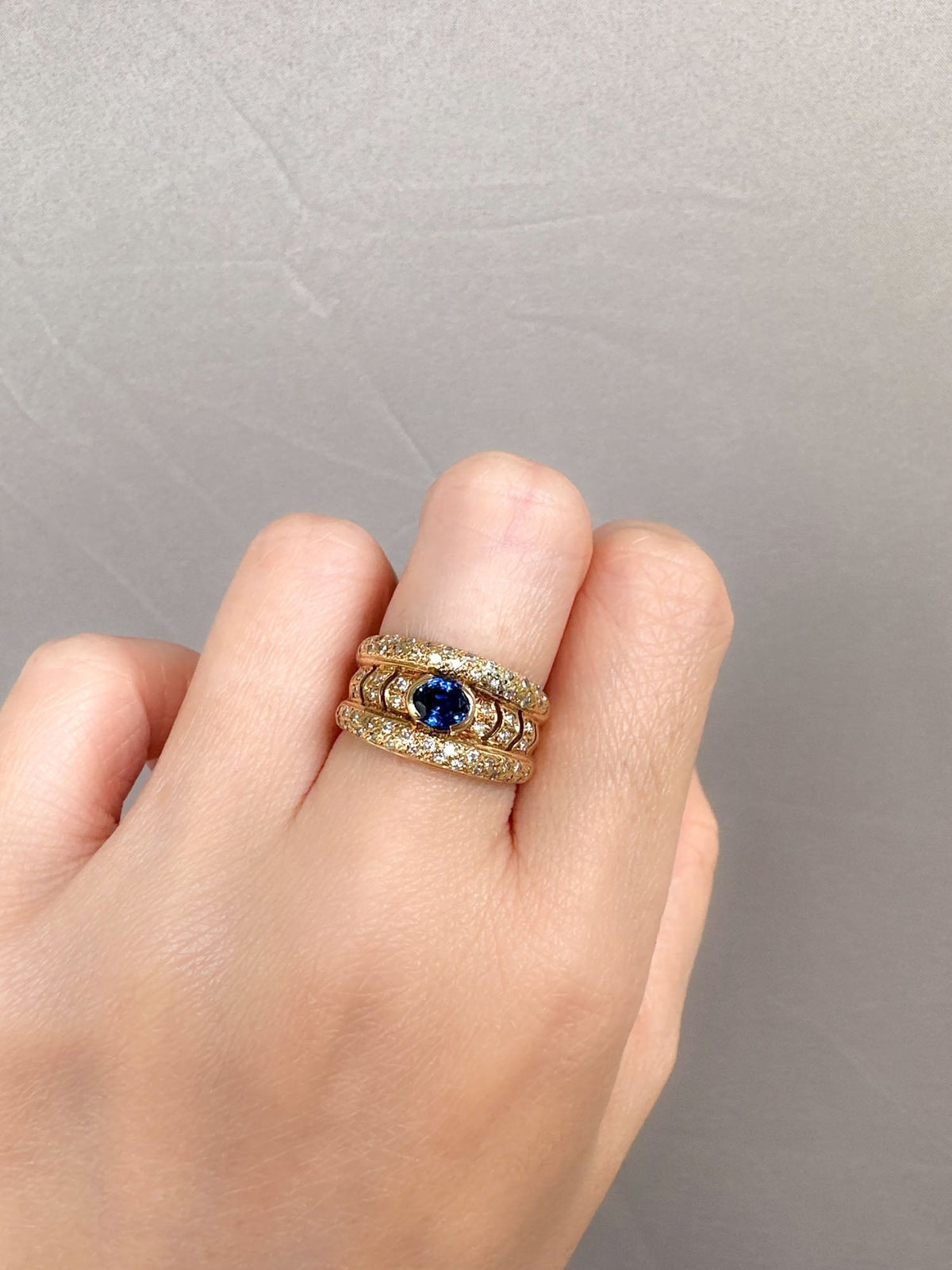 Blue Sapphire Diamond Ring 18K Gold 6.4g Sapphire 0.66ct Diamond 0.4ct R6667 Aurora Designer