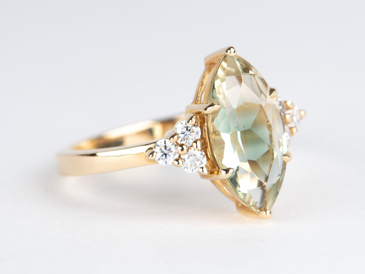 2.23ct Bi-Color Oregon Sunstone Engagement Ring 14K Gold with Trio Stone Sides R6687 Aurora Designer