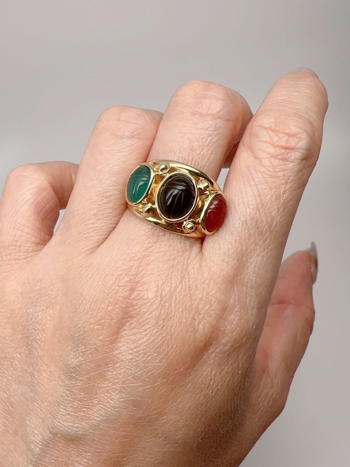 Trio Carved Scarab Split Band Ring 14K Gold 4.38g R6689 Aurora Designer