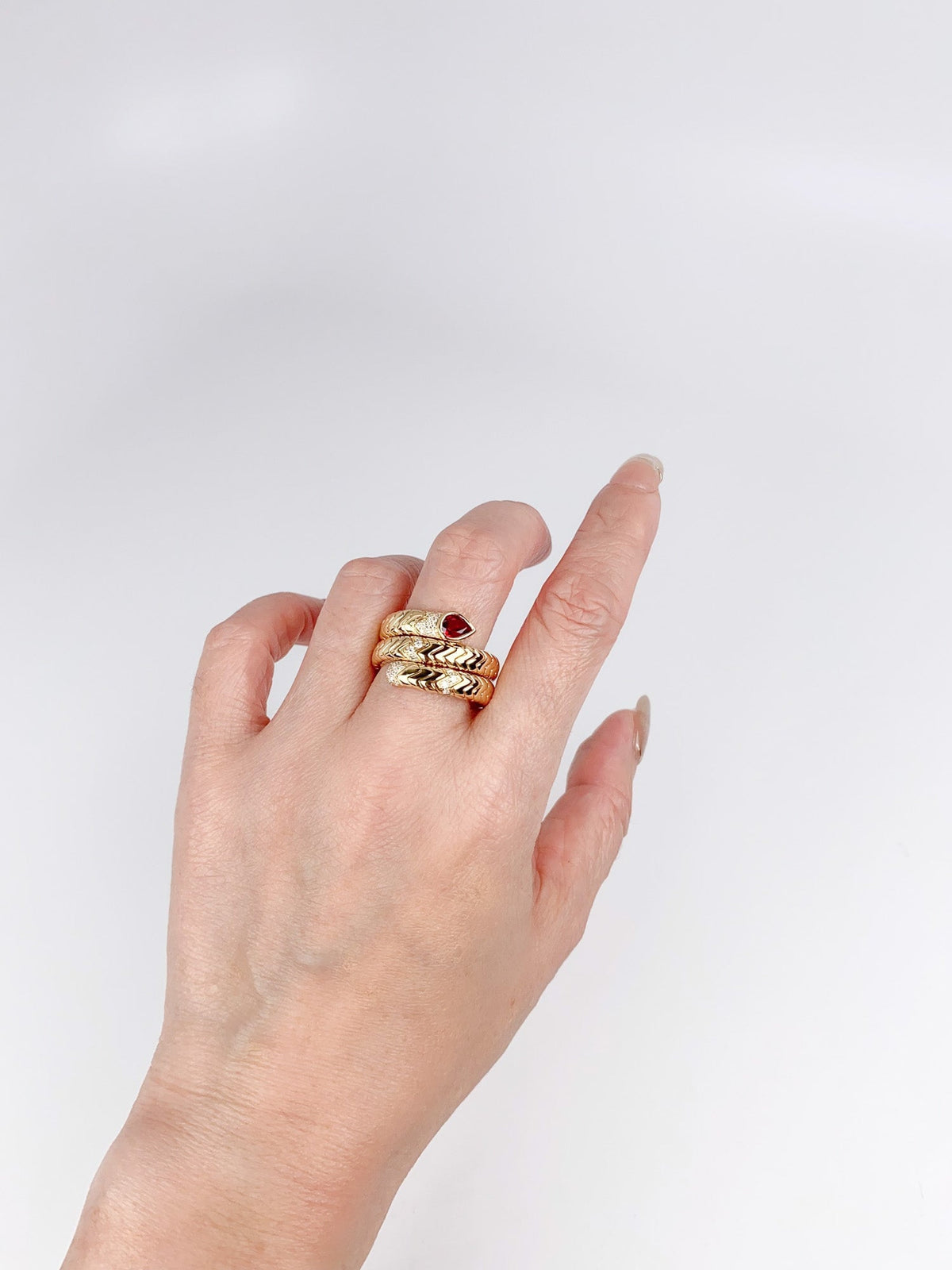 18K Gold Tubogas Snake Coil Ring with Ruby Head and Diamond Accent 13g Designer Jewelry Flexible Serpente Serpent Cool Wide Band R6711 Aurora Designer