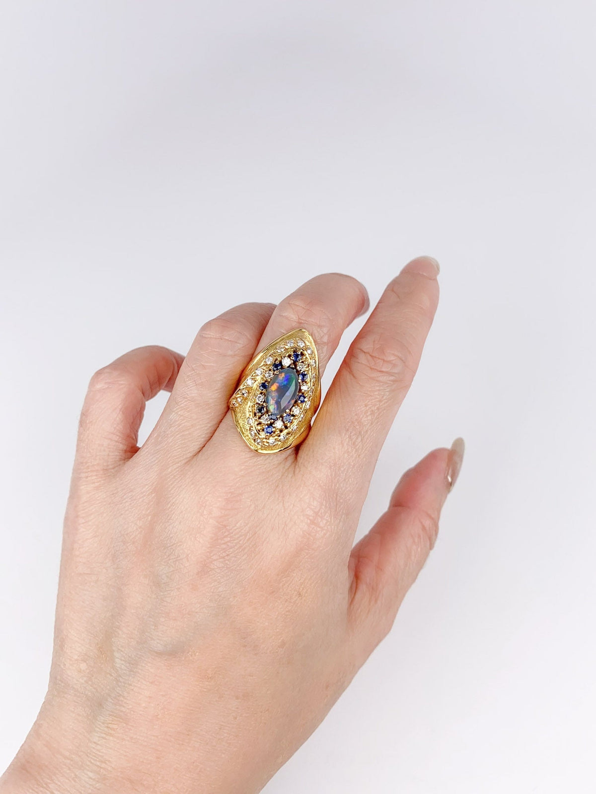 18K Gold Statement Australian Black Opal Ring Yuzo Kiriyama Japanese Designer Sapphire Diamond Accent R6713 Aurora Designer
