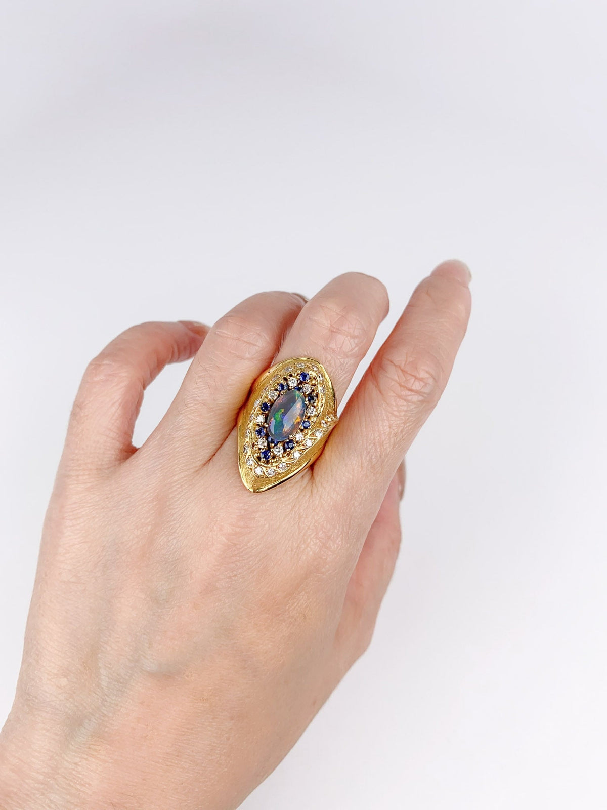 18K Gold Statement Australian Black Opal Ring Yuzo Kiriyama Japanese Designer Sapphire Diamond Accent R6713 Aurora Designer