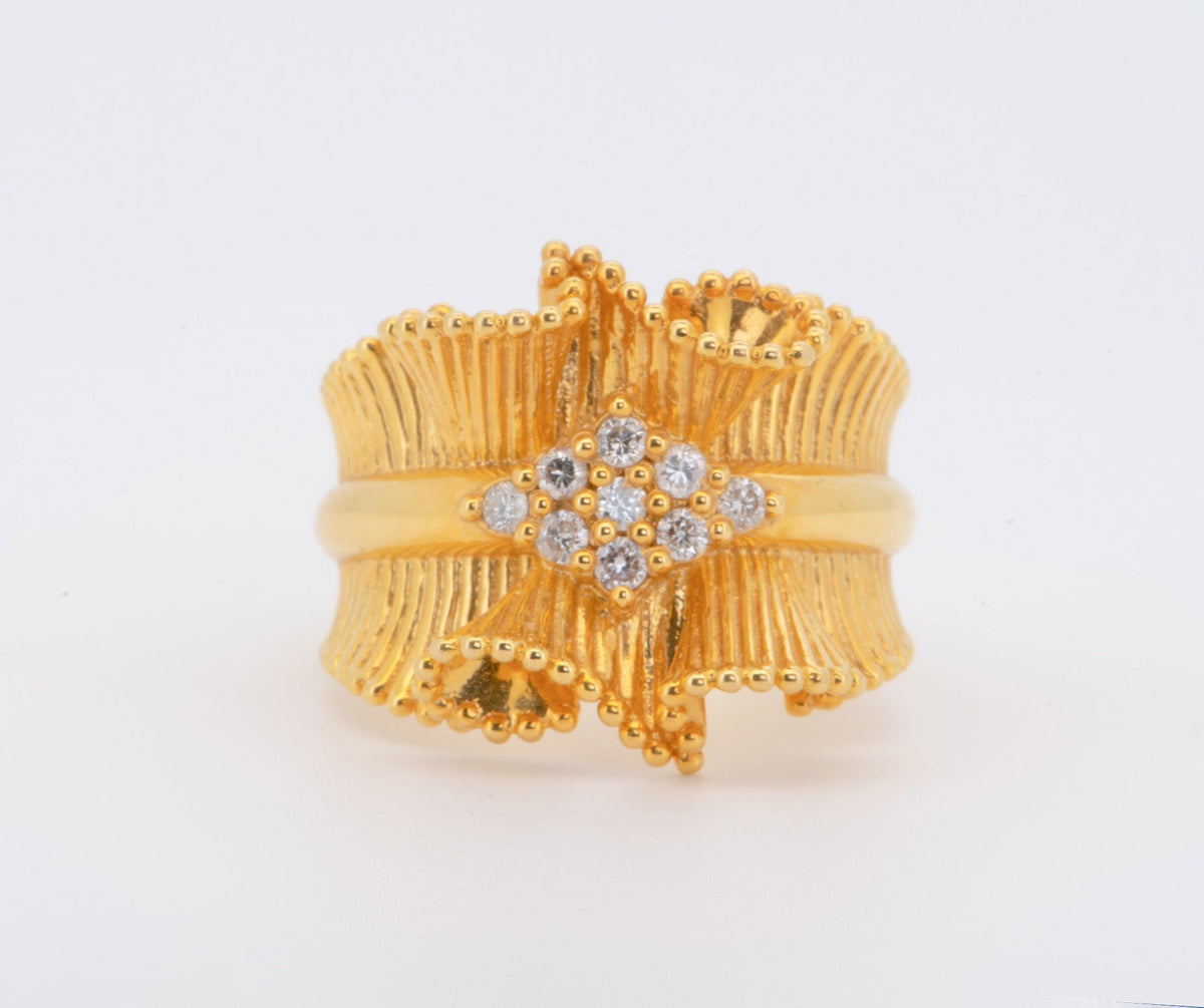 Heavy 18K Gold Ring with Ribbon Design and Diamonds 10.18g R6737 Aurora Designer