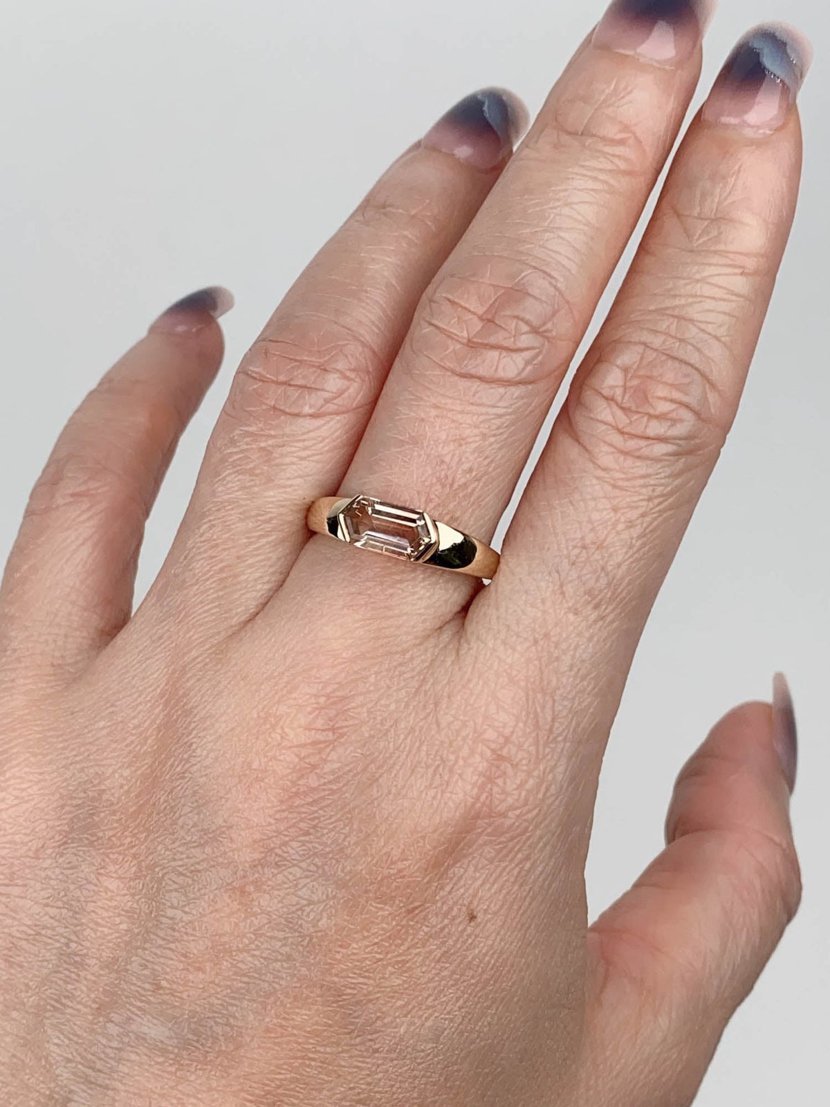 1.15ct Oregon Sunstone Half Bezel Set 14K Gold Engagement Ring East West Set Modern Design R6770 Aurora Designer