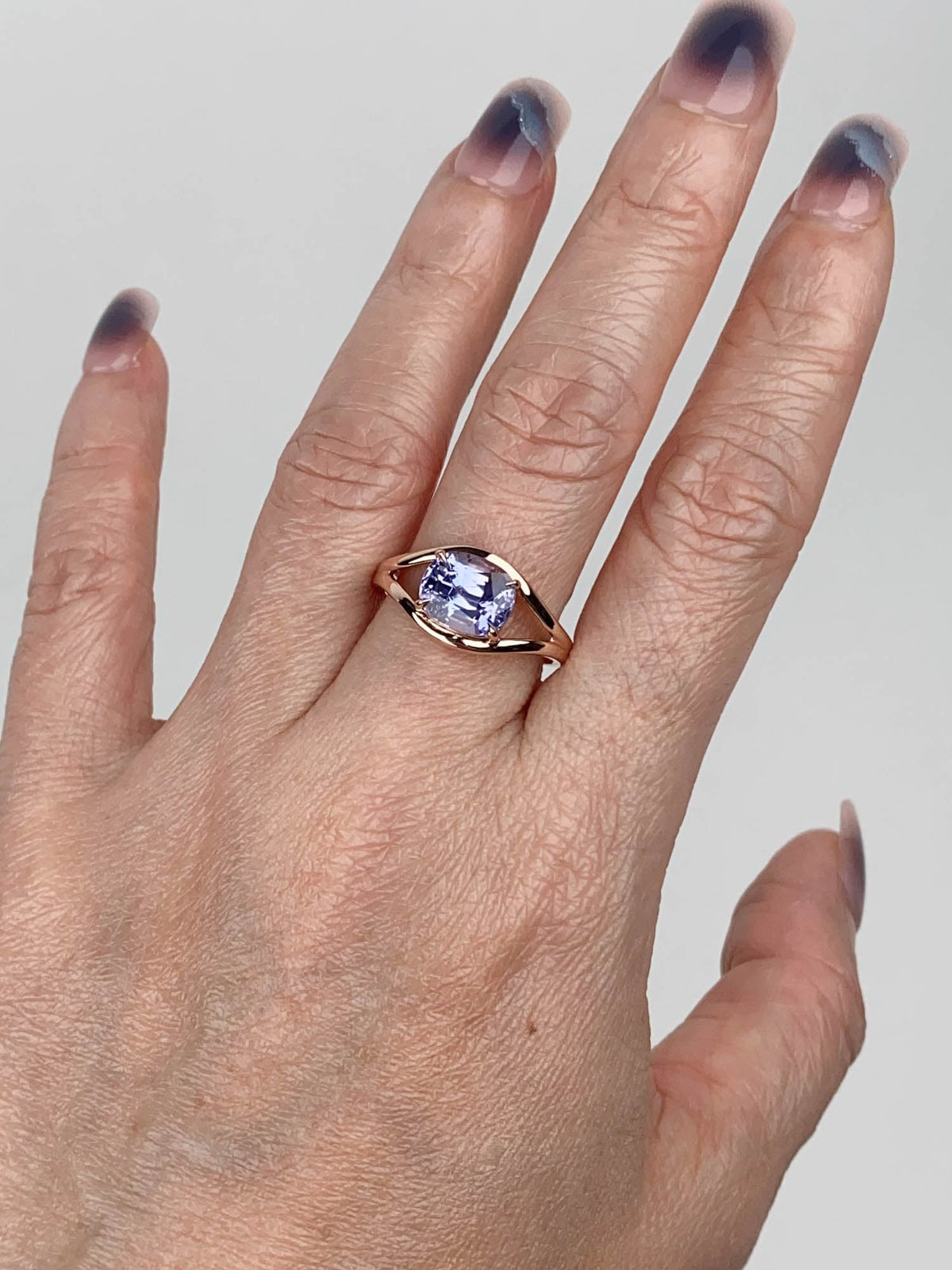 2.73ct Soft Lilac Color Sapphire Engagement Ring on Split Band 14K Rose Gold R6774 Aurora Designer