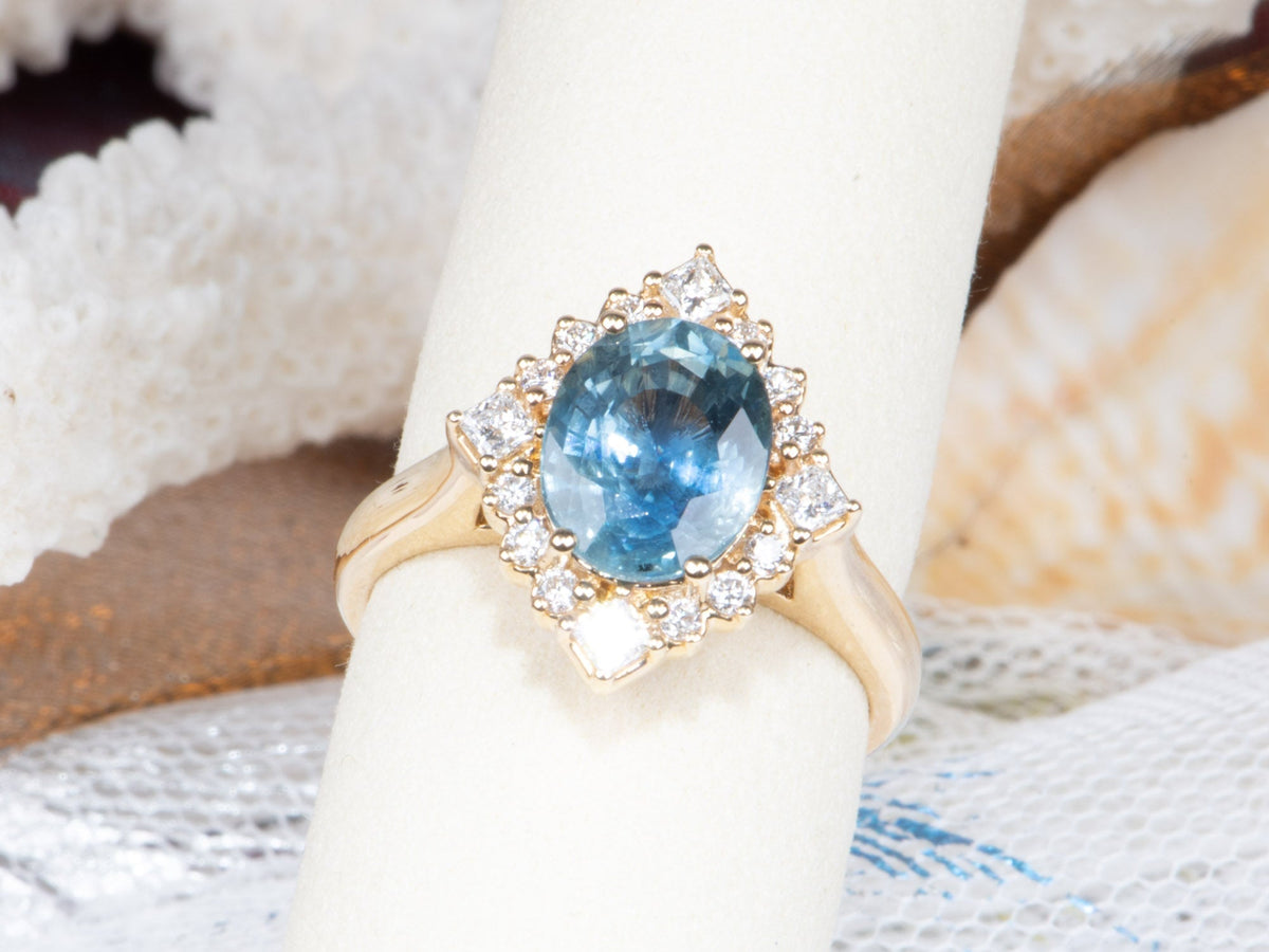 3.21ct Heirloom Sapphire with Diamond Halo 14K Gold Engagement Ring R6779 Closeout