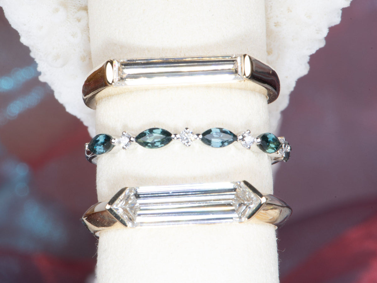 IGI Certified Long Rectangle Lab Diamond Signet Ring 14K Gold R6790 Aurora Designer