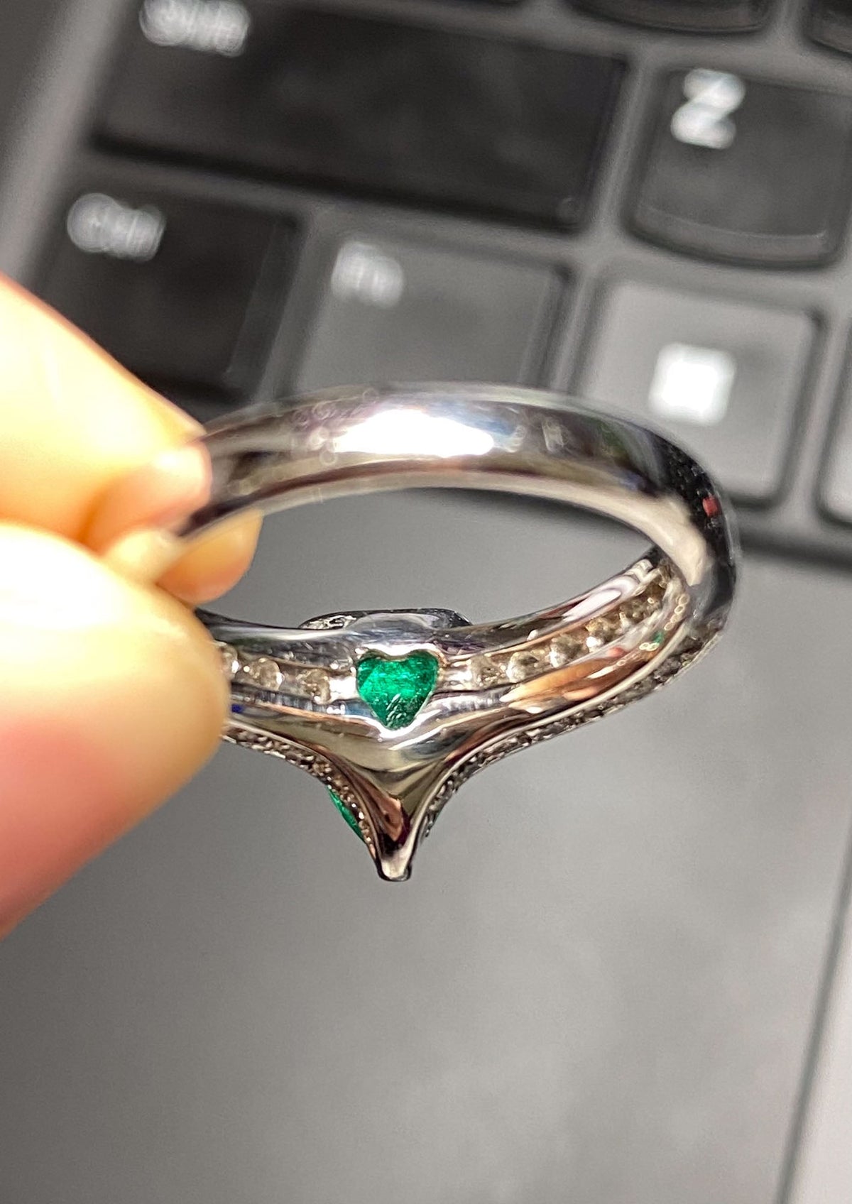 Certified High Quality 1.62ct Colombian Emerald Ring with Diamond Pave Band Platinum 7.87g R6809 Aurora Designer