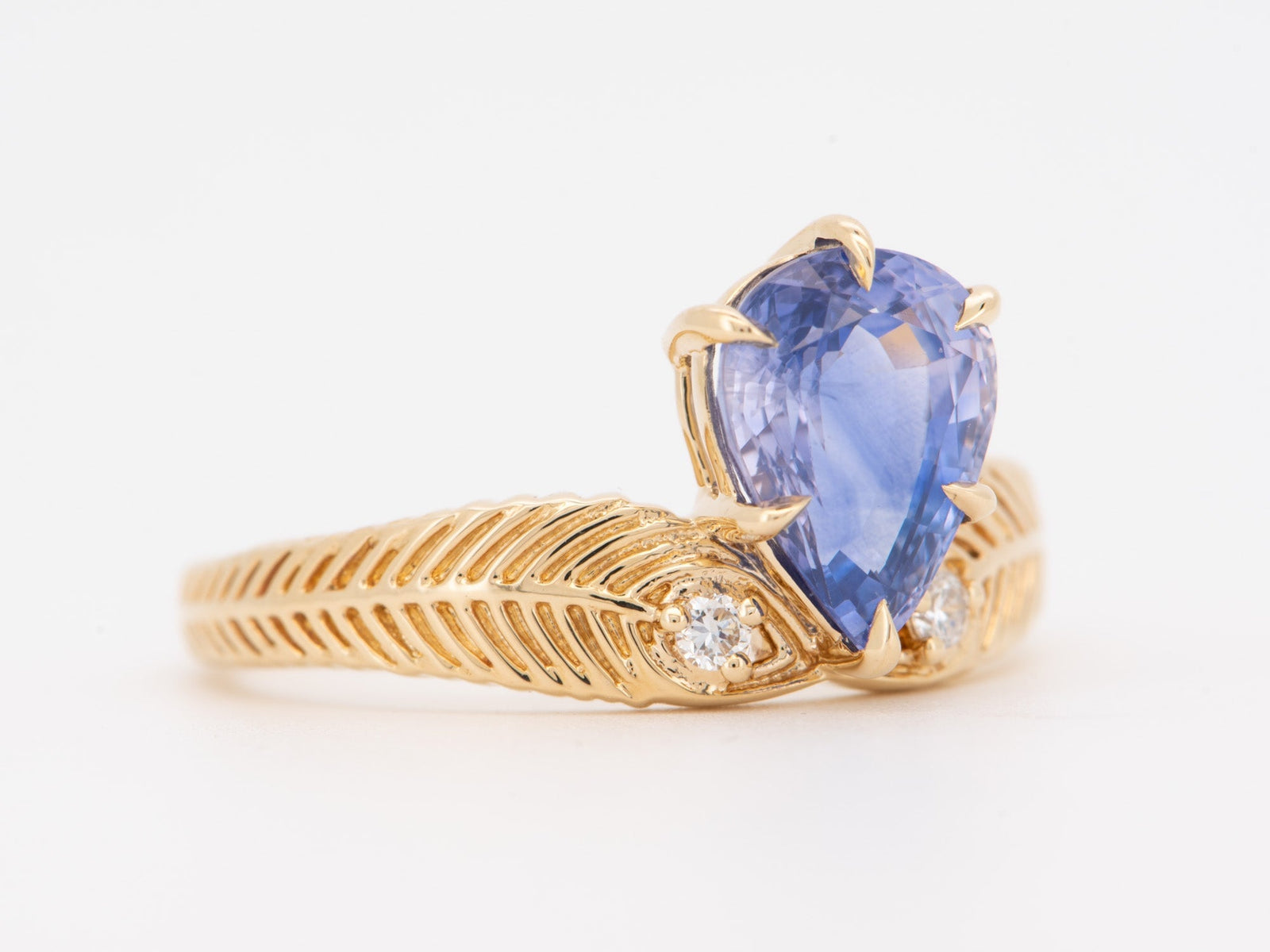 14K Gold 2.39ct Bi-Color Pinkish Purple Sapphire Engagement Ring with Peacock Feather Diamond Accent R6818 Aurora Designer