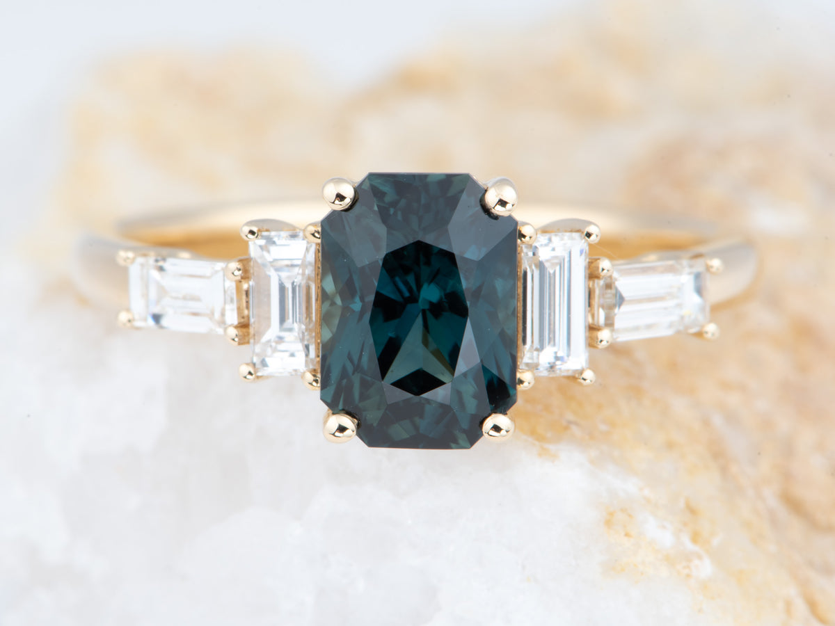 14K Gold 1.82ct Teal Sapphire and Natural Diamond Sides Engagement Ring R6827
