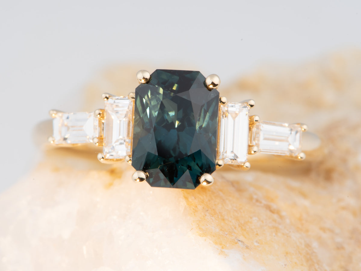 14K Gold 1.82ct Teal Sapphire and Natural Diamond Sides Engagement Ring R6827