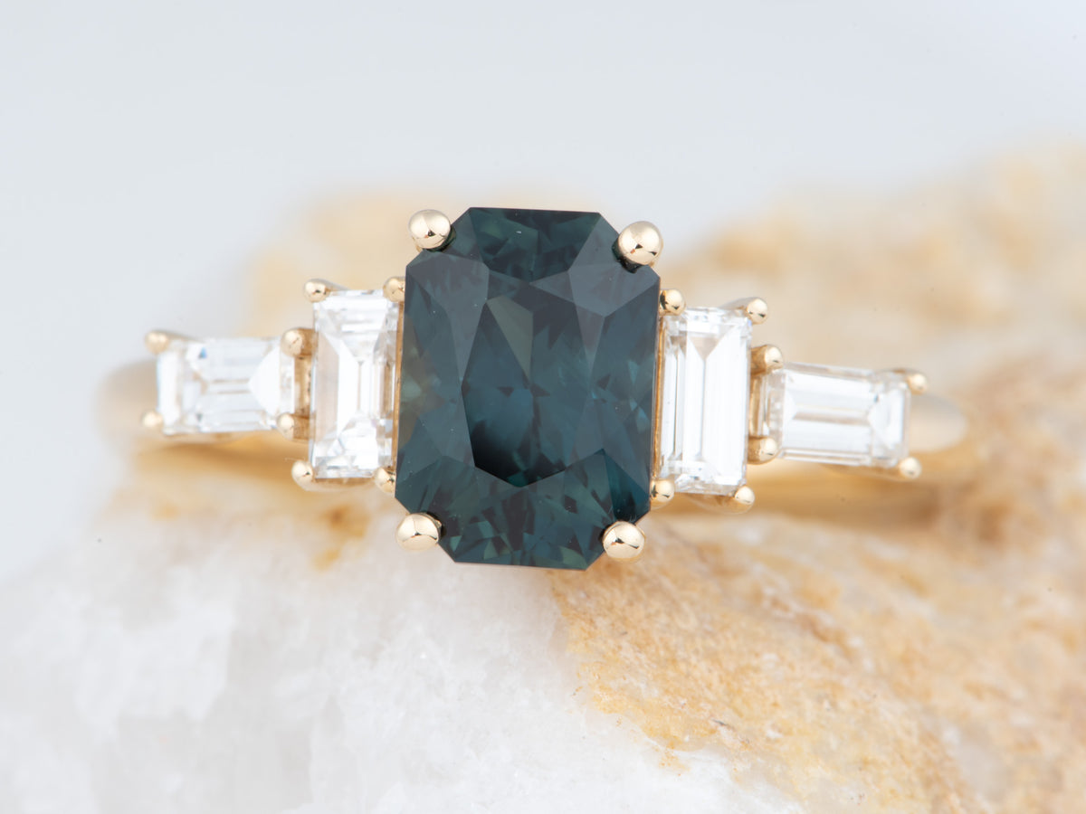 14K Gold 1.82ct Teal Sapphire and Natural Diamond Sides Engagement Ring R6827