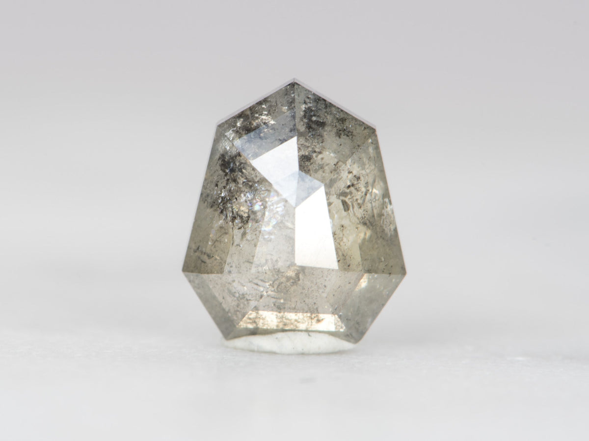 2.37ct Shield Shape Diamond 9.6*8.1*3.4mm SPG259 Aurora Designer
