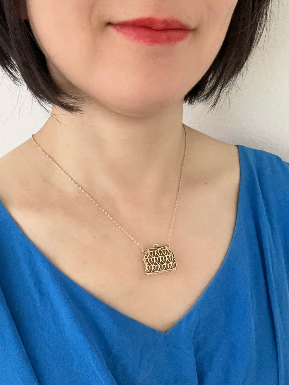 14K Gold Big Purse Pendant Articulated Openable Filigree Heart Design Heavy 6.5g V1059 Aurora Designer