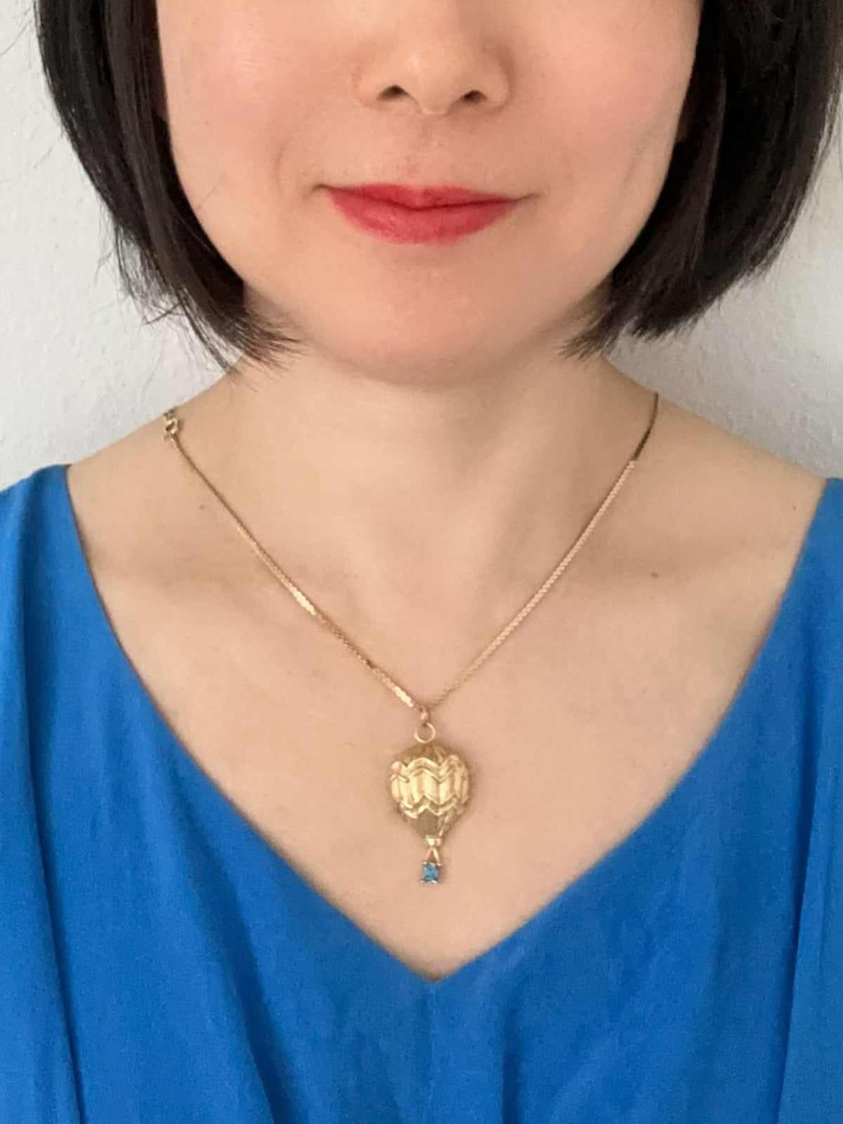 14K Gold Large Hot Air Balloon Pendant with Blue Topaz Heavy 9g V1060 Aurora Designer
