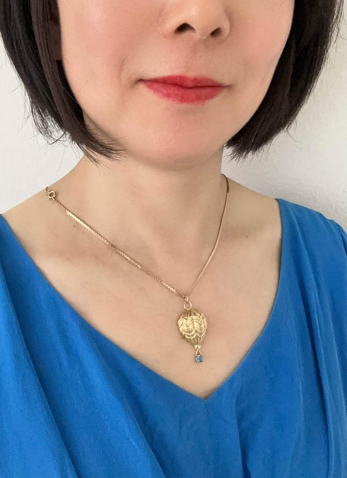 14K Gold Large Hot Air Balloon Pendant with Blue Topaz Heavy 9g V1060 Aurora Designer