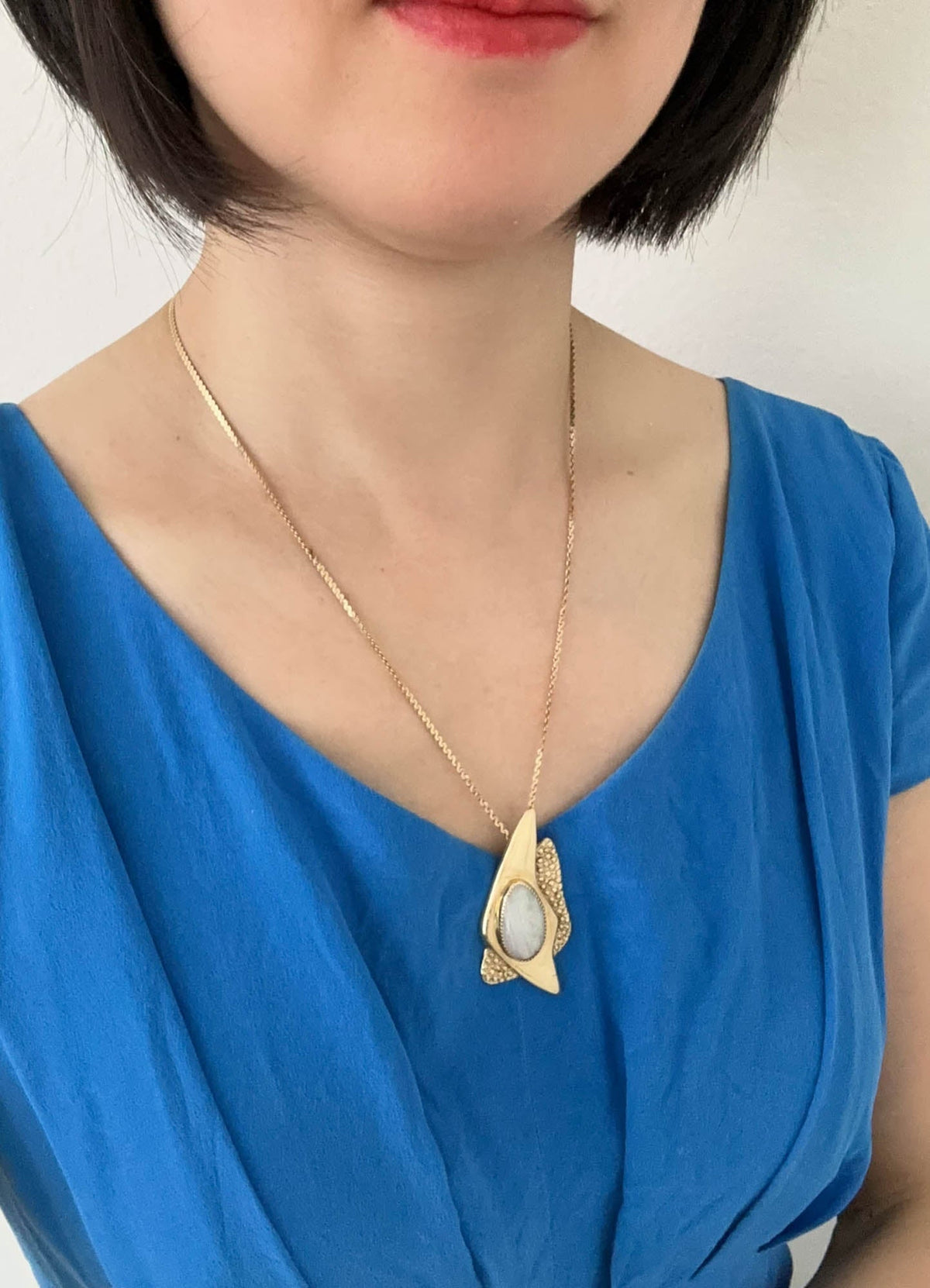 14K Gold Solid Australian Opal Tropical Fish Pendant Bright Red Flashes Heavy 12.5g V1063 Aurora Designer