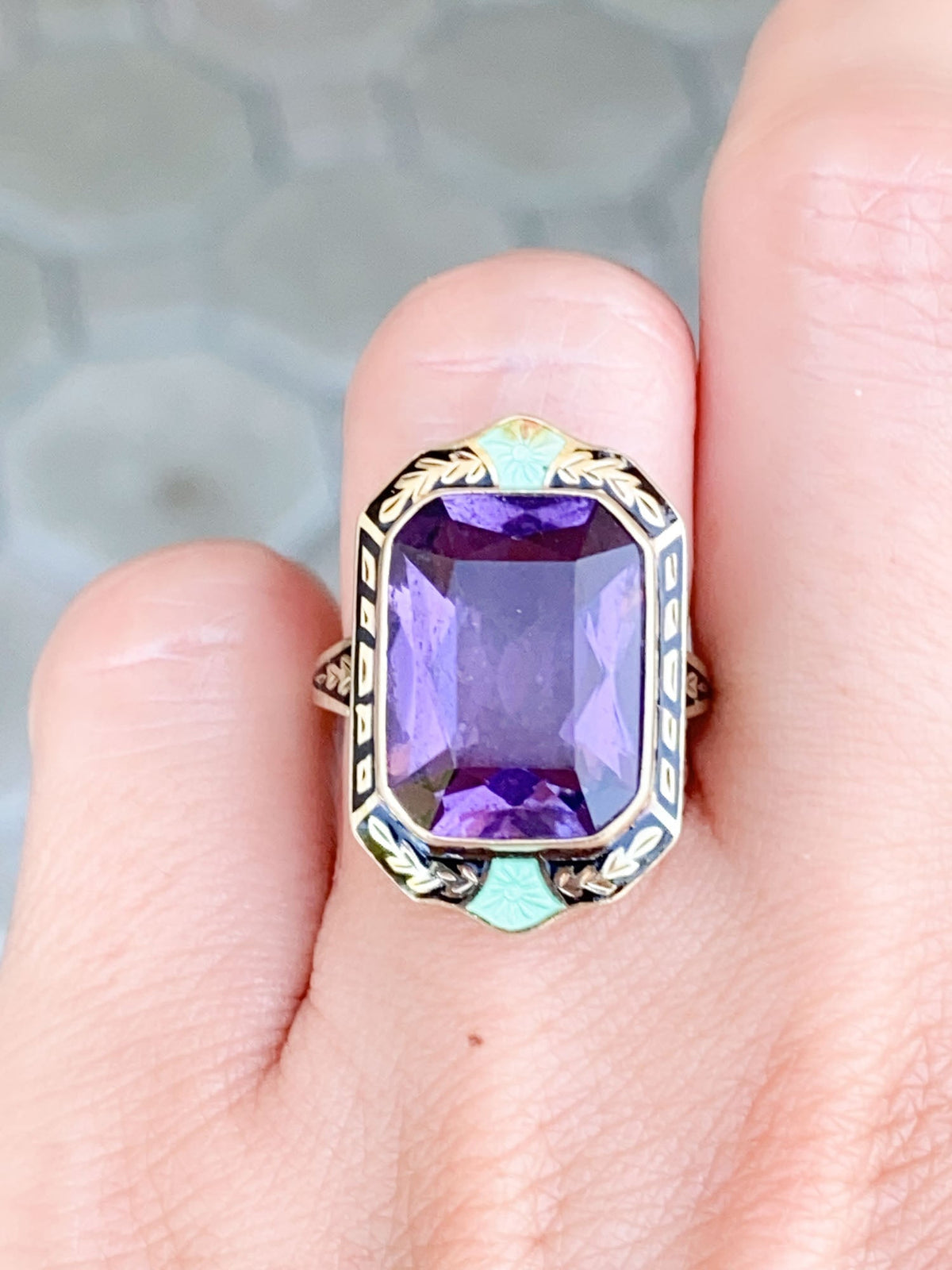 Vintage Statement Amethyst Ring with Enamel Details 14K Gold 8.93g V1095 Aurora Designer