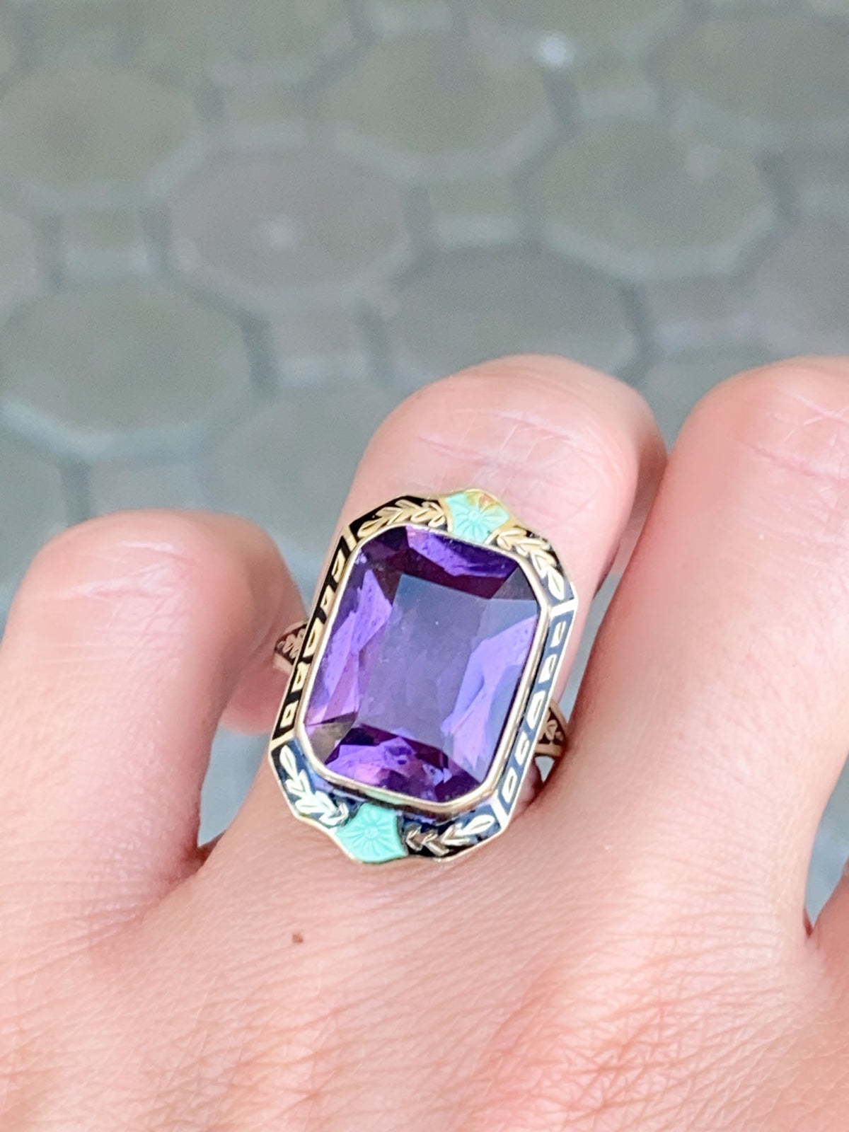 Vintage Statement Amethyst Ring with Enamel Details 14K Gold 8.93g V1095 Aurora Designer