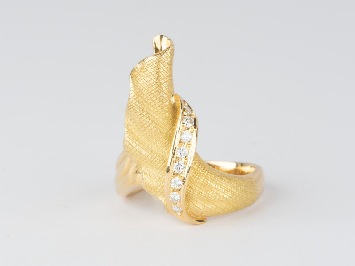Textured Ribbon Wing Ring 18K Gold V1101 Aurora Designer