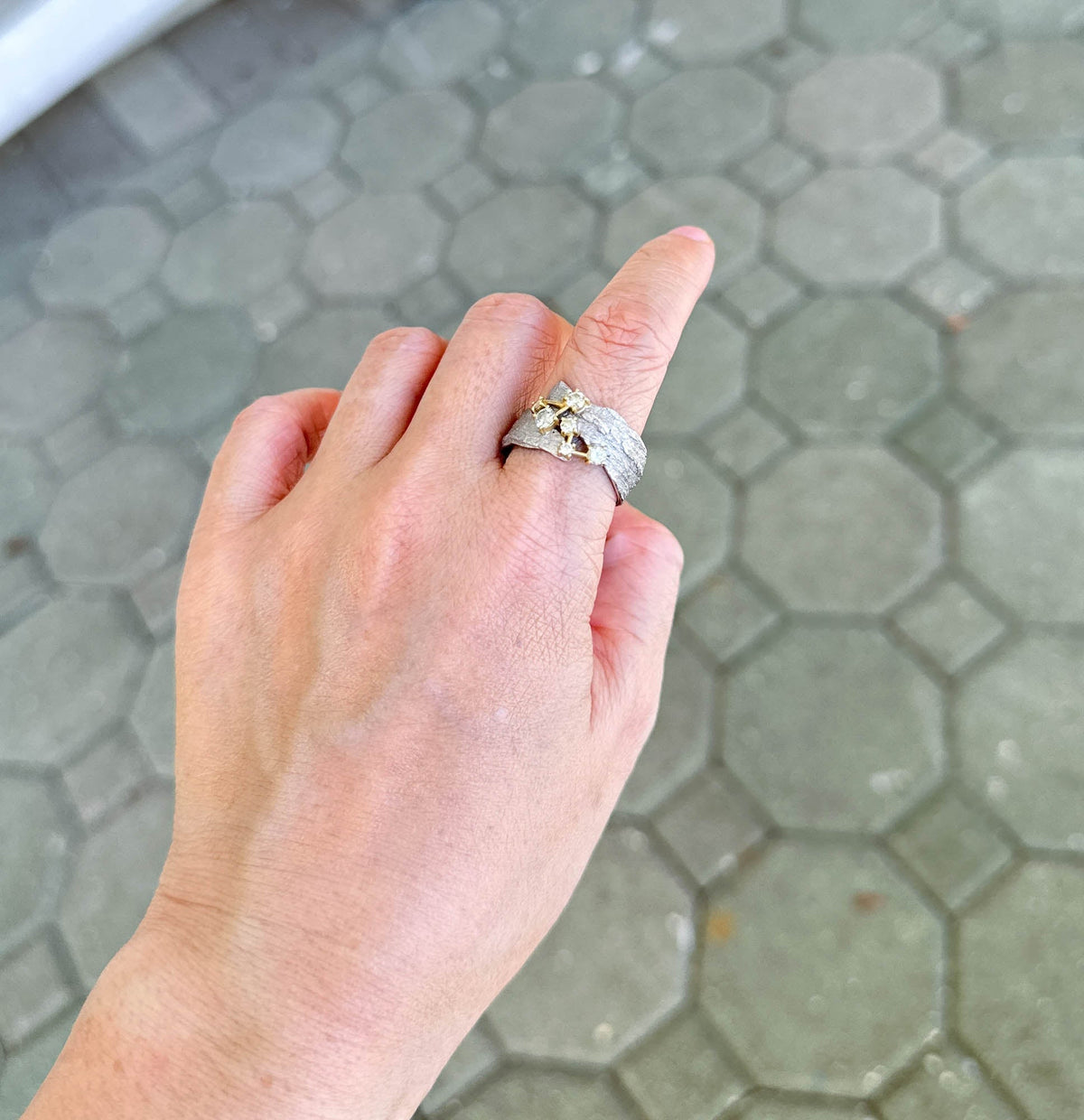 Heavy Platinum Textured Ring with Diamonds Designer Brand Tomoyuki Suganuma V1115 Aurora Designer