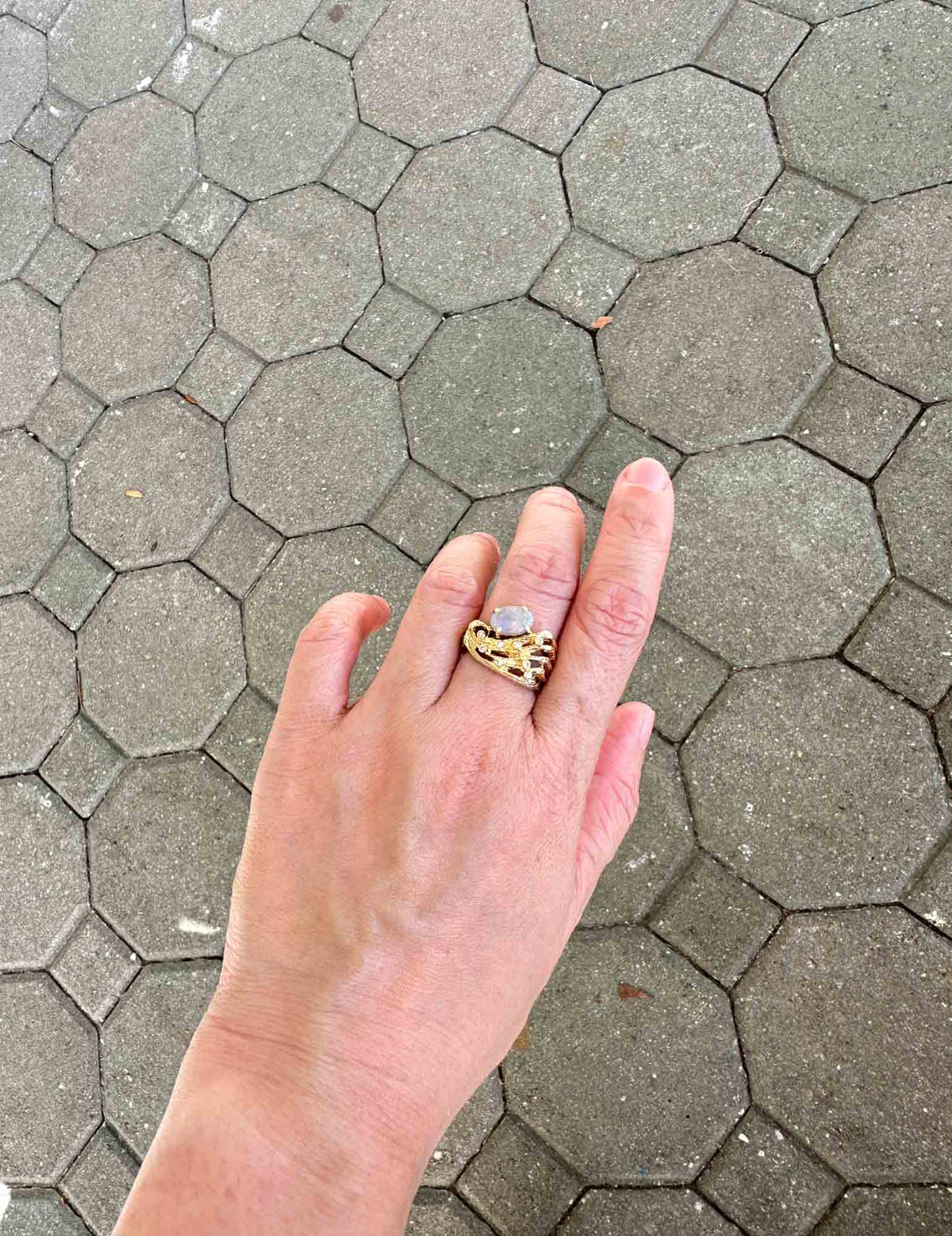 Solid Australian Opal Modernist Design 18K Gold Chunky Ring V1118 Aurora Designer