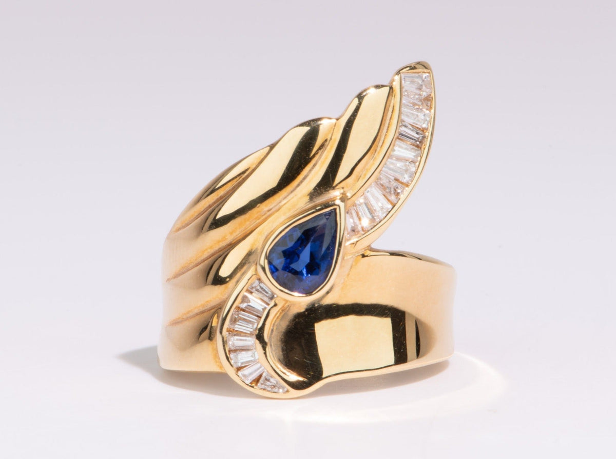 Wing Tip Ring with Blue Sapphire 18K Gold 10.7g V1123 Aurora Designer