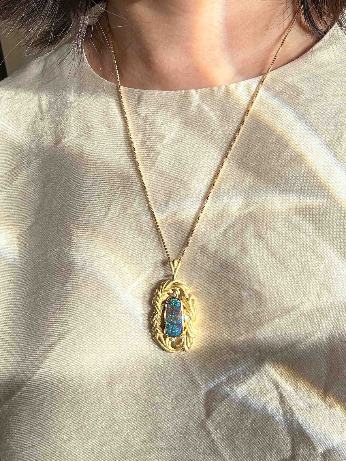 Australian Boulder Opal Feather Style Pendant 18K Gold 11.3g V1124 Aurora Designer