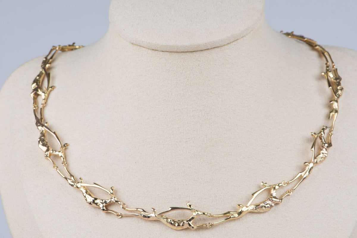 14K Gold Deer Motif Choker Necklace Tasaki Japanese Designer Brand 24g V1216 Aurora Designer