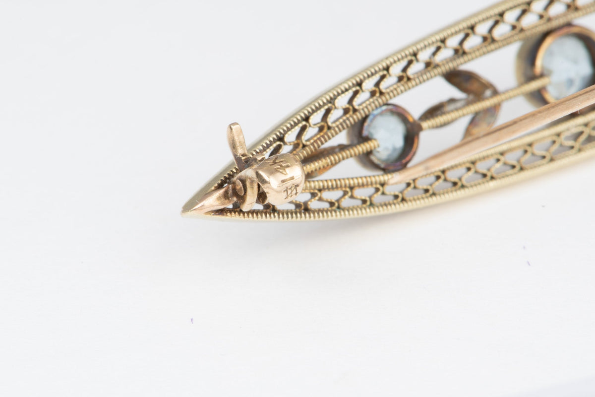 14K Gold Antique Aquamarine Filigree Leaf Bar Pin Brooch Art Nouveau Navette Elongated Shape V1221 Aurora Designer