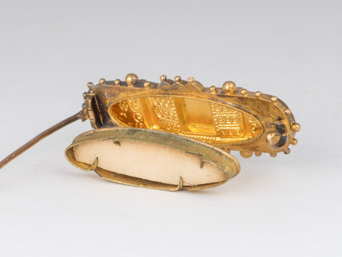 14K Gold Victorian Etruscan Design Brooch Pin with Glass Back Compartment for Hair Vintage Mourning Jewelry V1243
