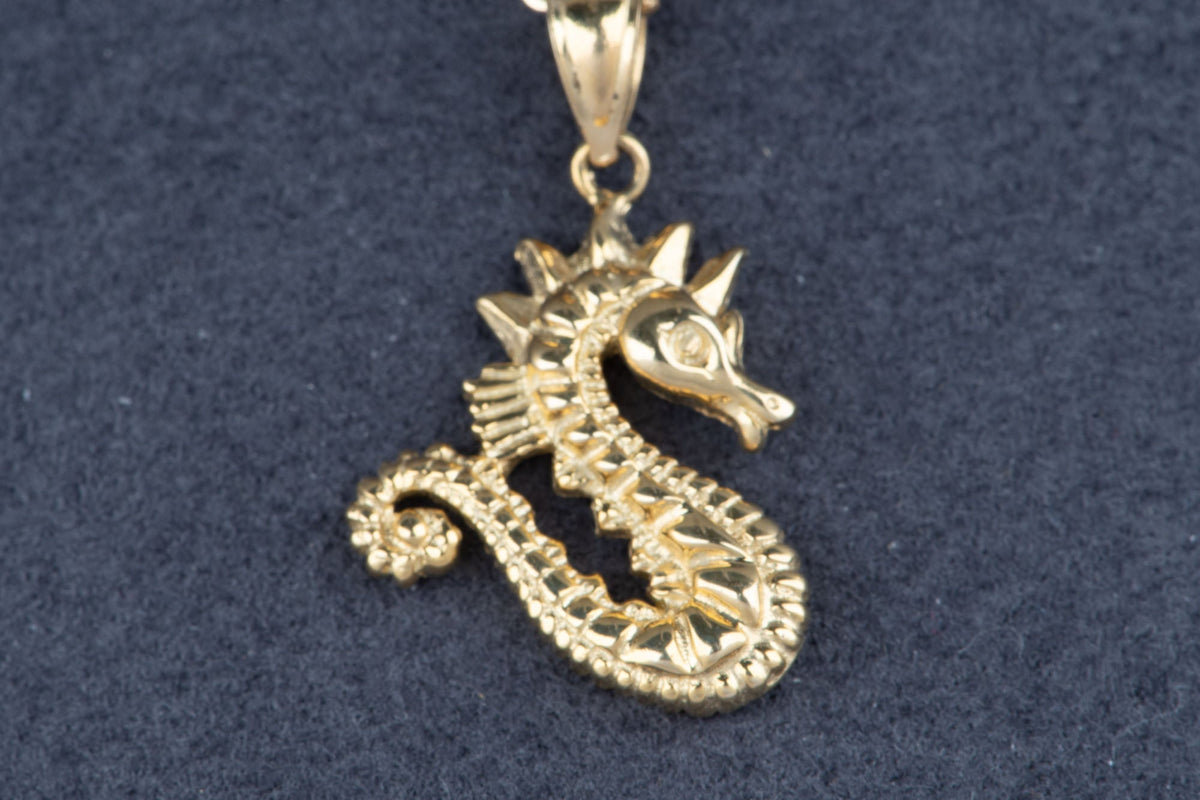 14K Gold Vintage Dragon Pendant Charm V1248 Aurora Designer