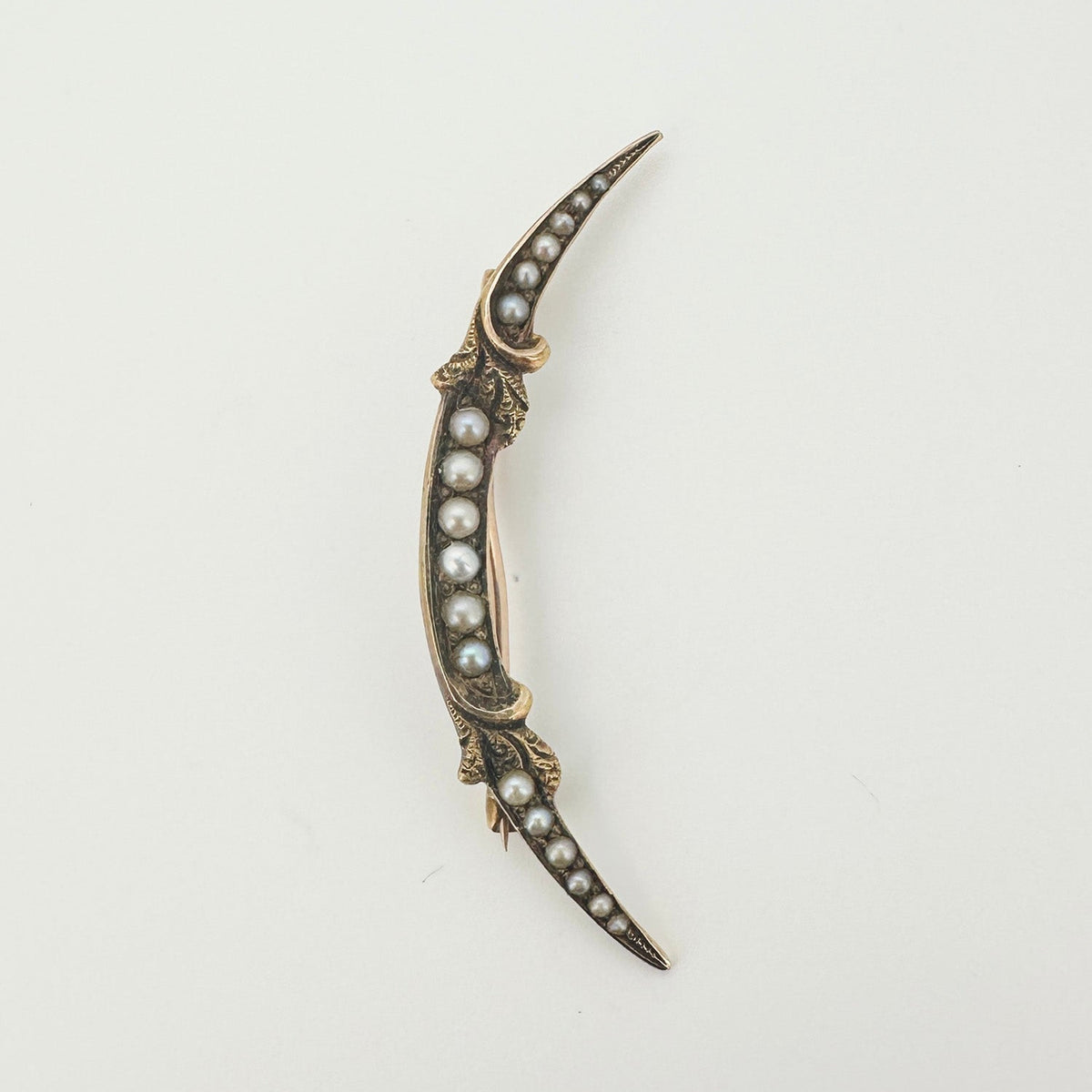 14K Gold Vintage Victorian Seed Pearl Crescent Moon Pin Brooch V1257 Aurora Designer